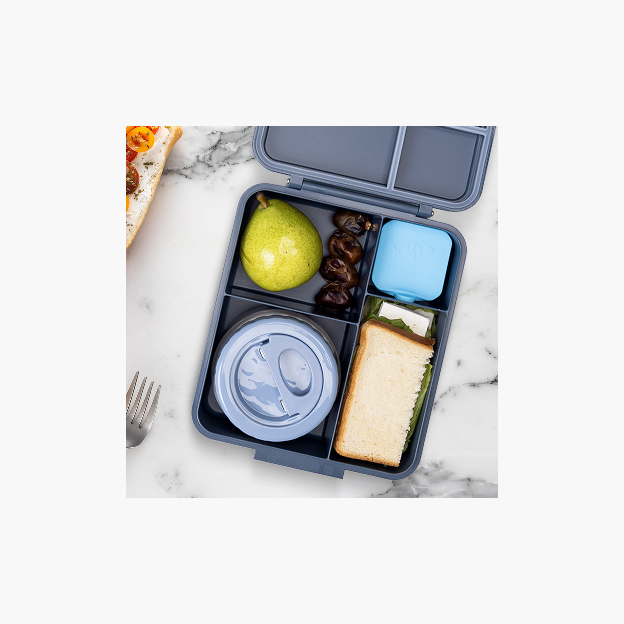 صندوق غداء جامبو مع ترمس ووعاء صلصة بينتو من إيزي كيدز-school-lunchessentials-lunchboxes-image-5