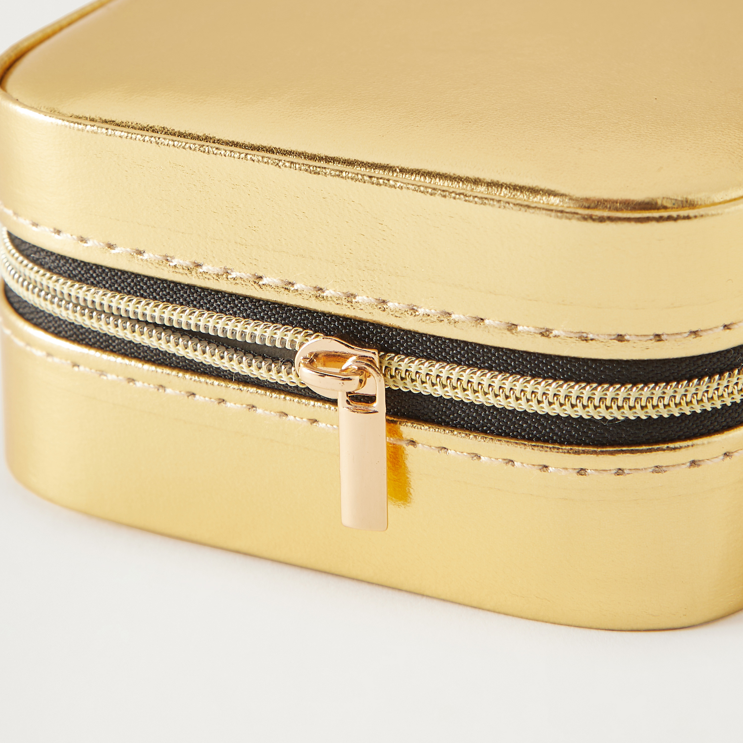 Syloon Solid Square Jewellery Box with Zip Closure - 10x10x5 cms-women-watchesandjewellery-jewellery-storage-image-2