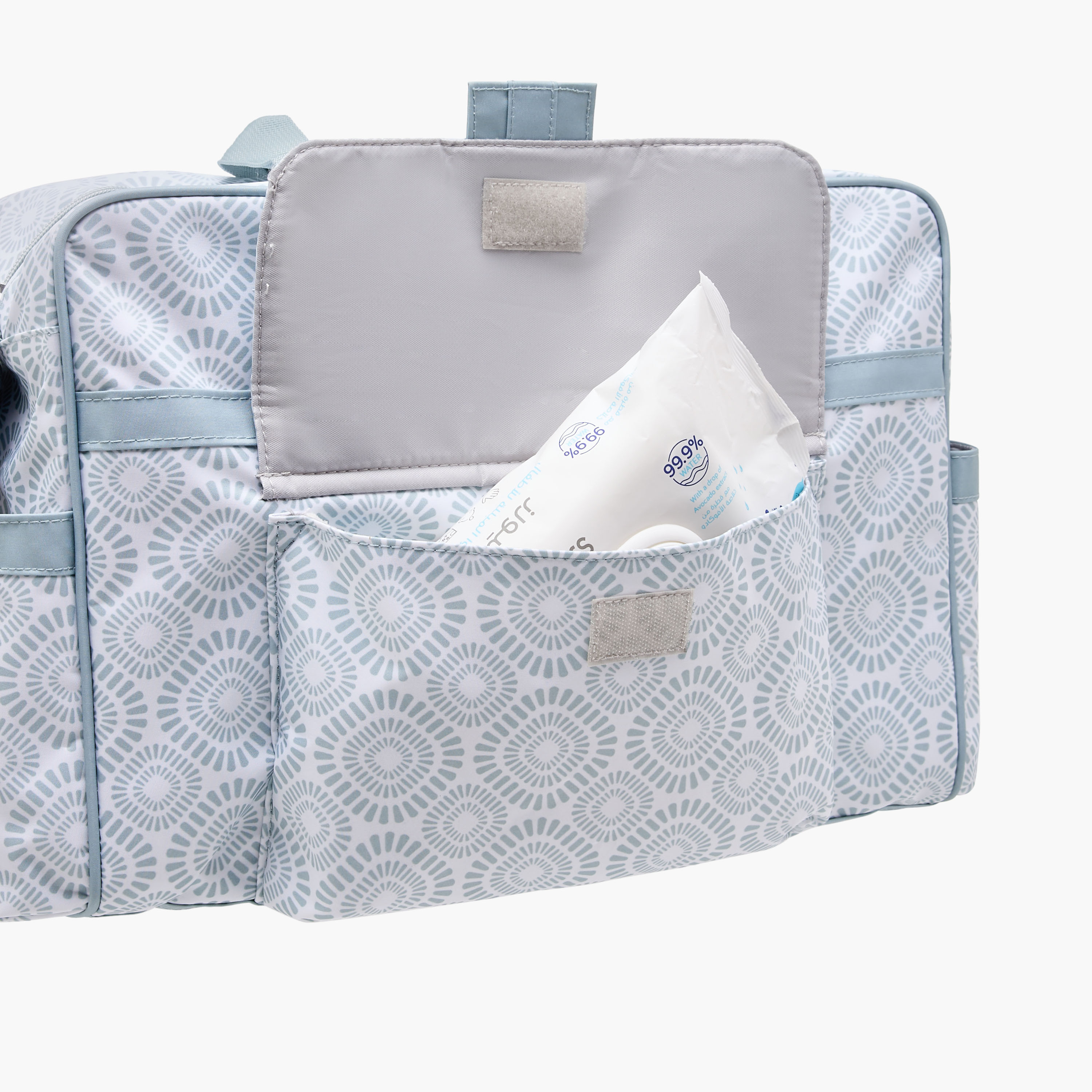 شنطة حفاضات بسحّاب إغلاق وحزام قابل للفصل وطبعات من جونيورز-baby-gear-diaperbags-image-3