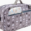 شنطة حفاضات بسحّاب إغلاق وحزام قابل للفصل وطبعات من جونيورز-baby-diapering-diaperbags-image-1