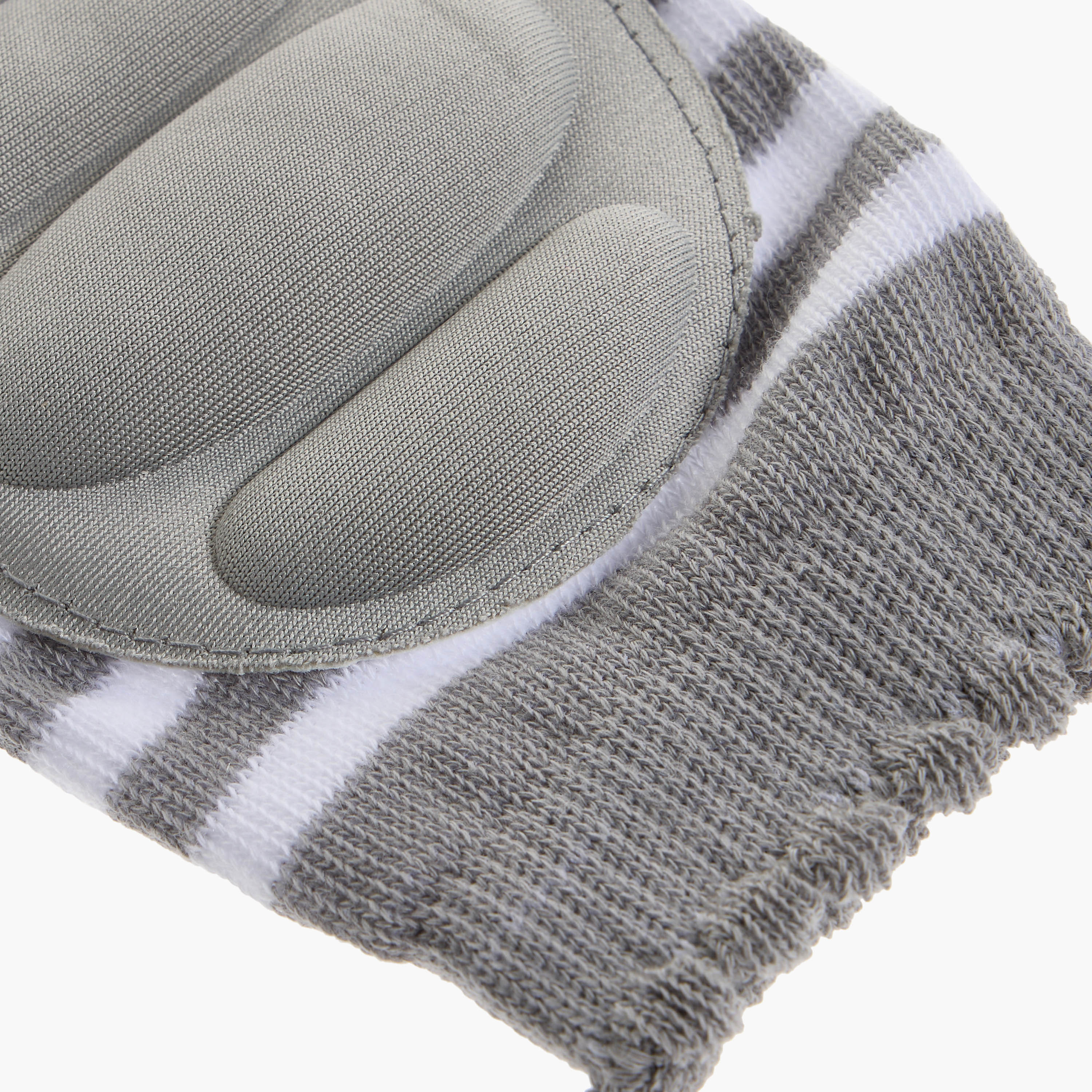 وسادة ركبة مخططة من جونيورز - طقم من قطعتين-baby-healthandsafety-babyproofing-image-2