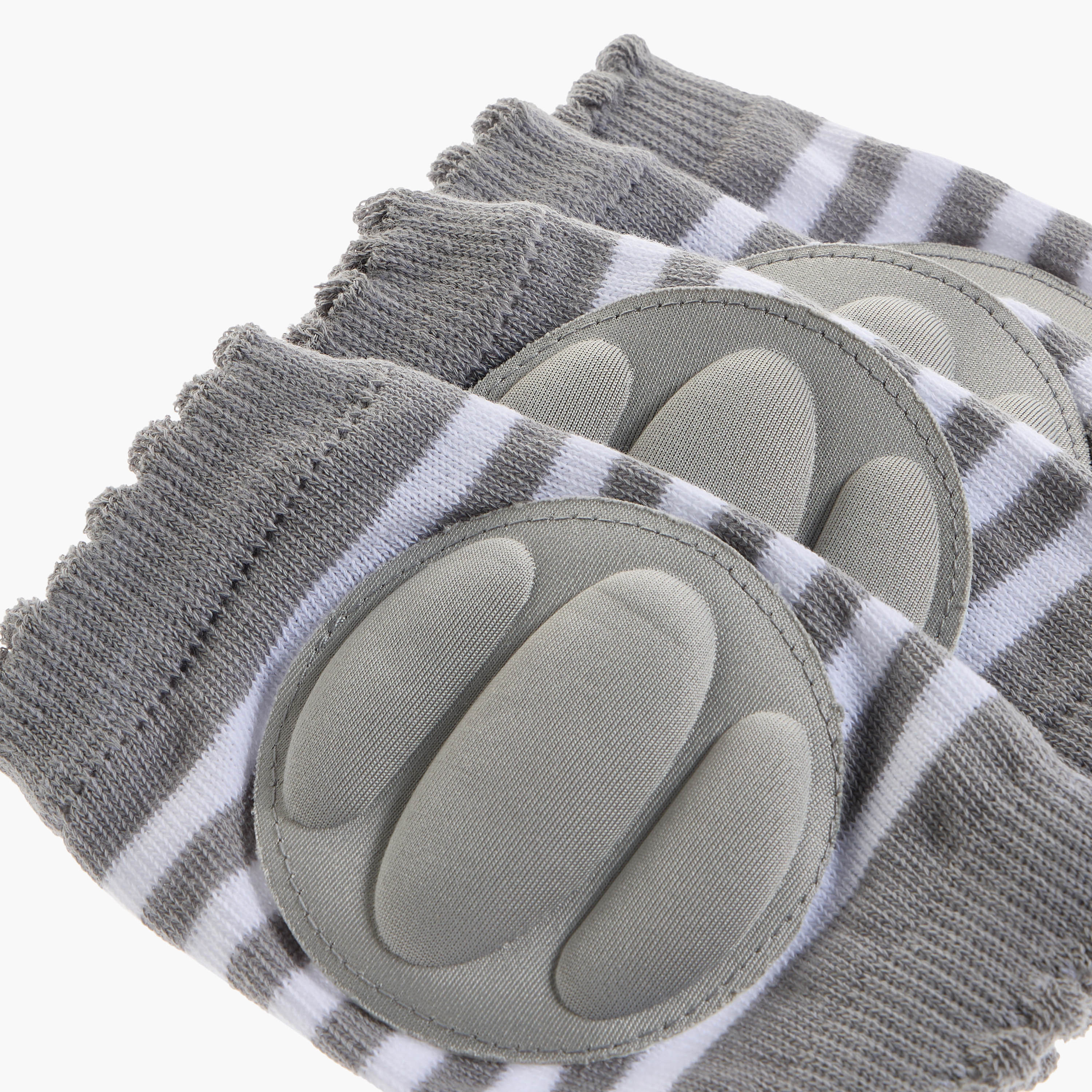 وسادة ركبة مخططة من جونيورز - طقم من قطعتين-baby-healthandsafety-babyproofing-image-1