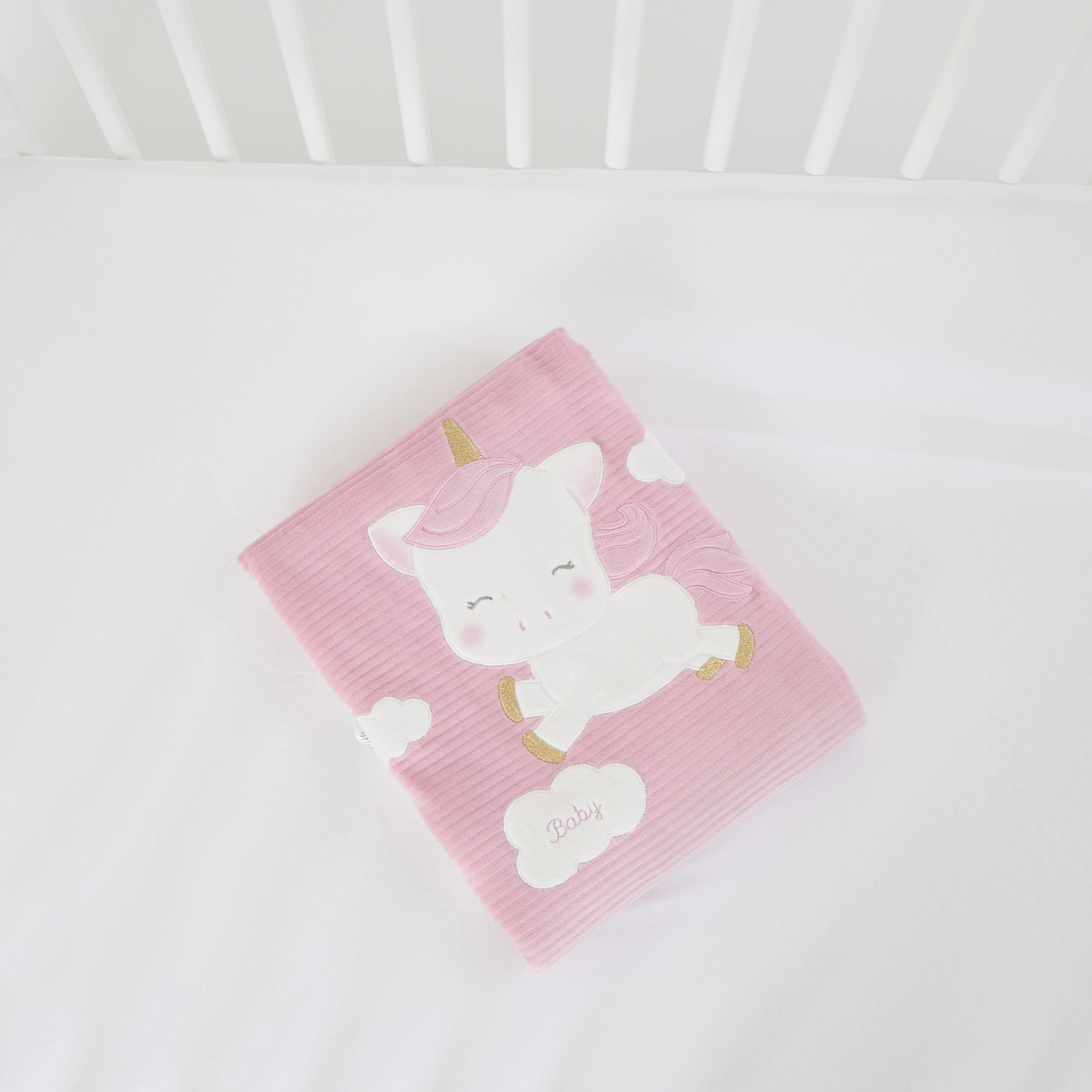 Juniors Unicorn Embroidered Blanket - 76x100 cm-baby-nursery-blanketsandswaddles-blanketsandquilts-image-4