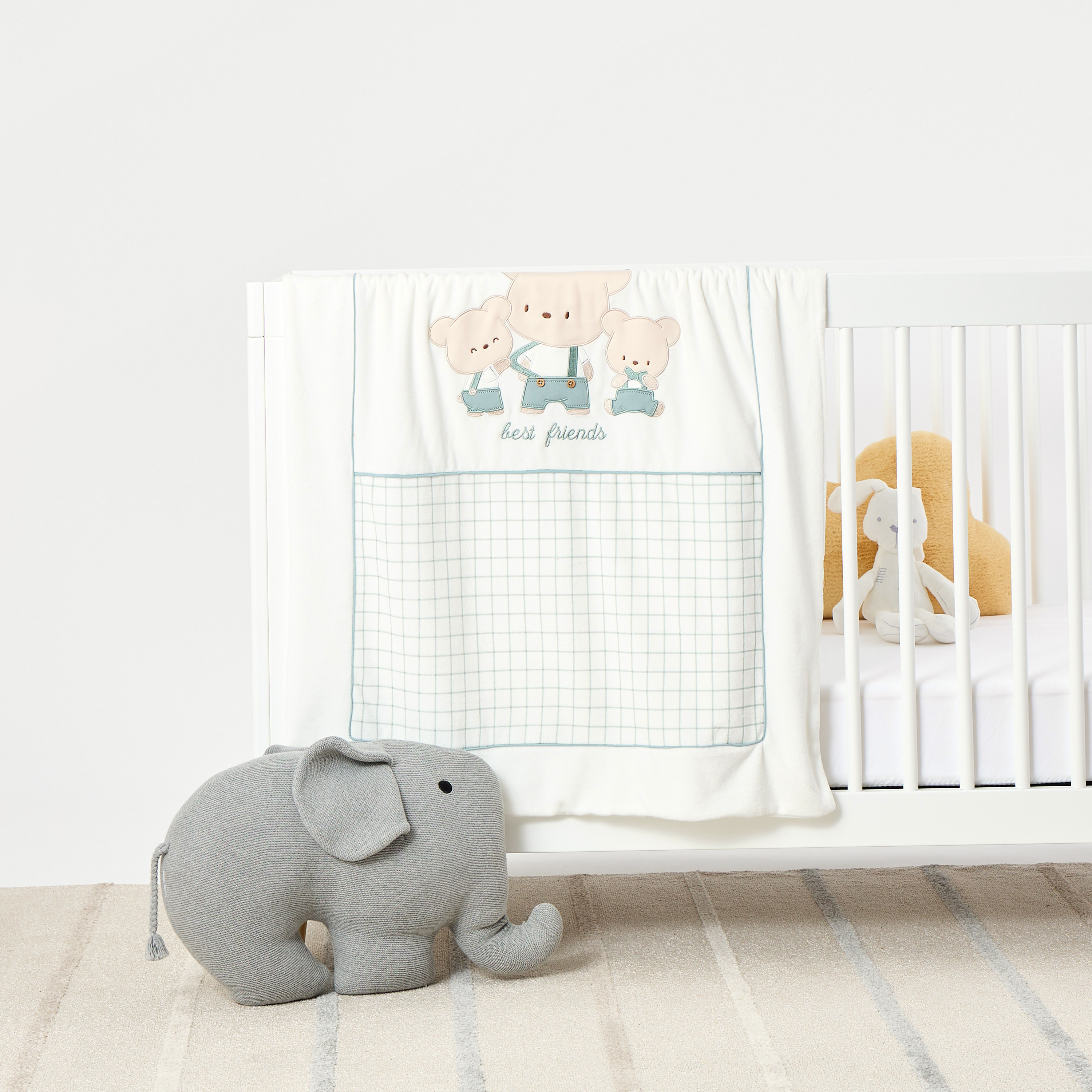 Juniors Applique Detail Raschel Blanket - 76x100 cm-baby-nursery-blanketsandswaddles-receivingblankets-image-1
