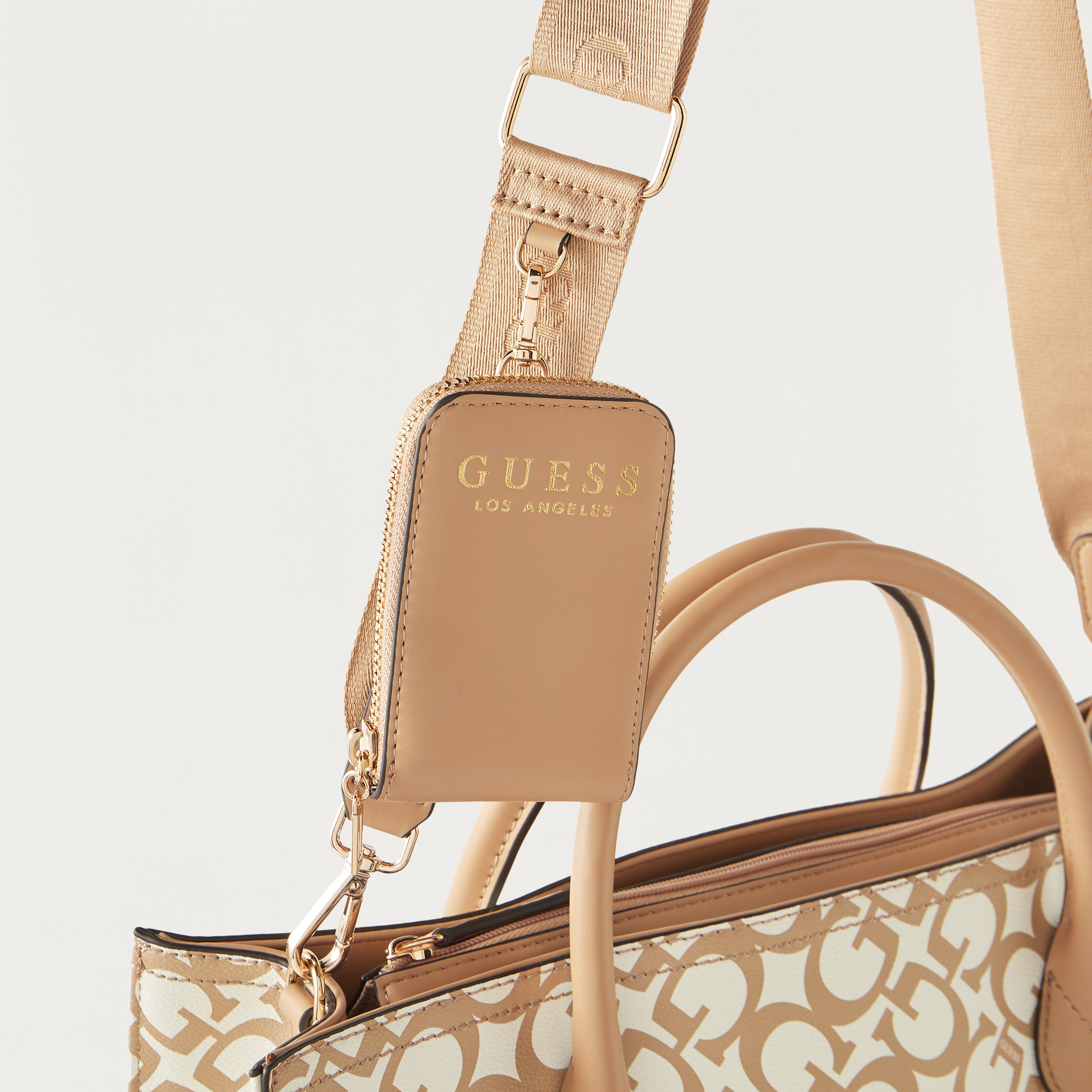 Guess bag beige hotsell