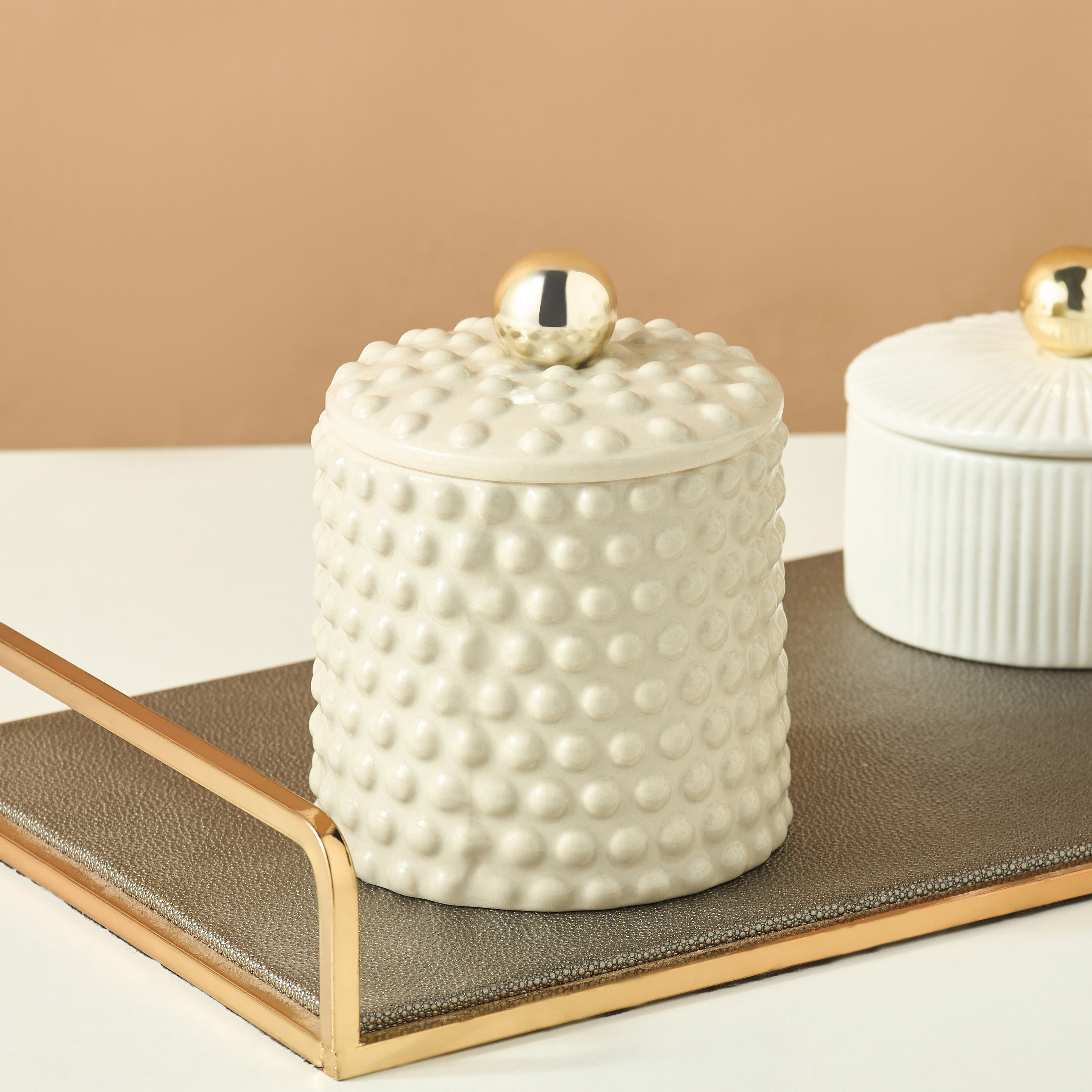 جرة ديكور سيراميك بارزة الملمس-household-decor-decorativeobjectsandsculptures-image-1