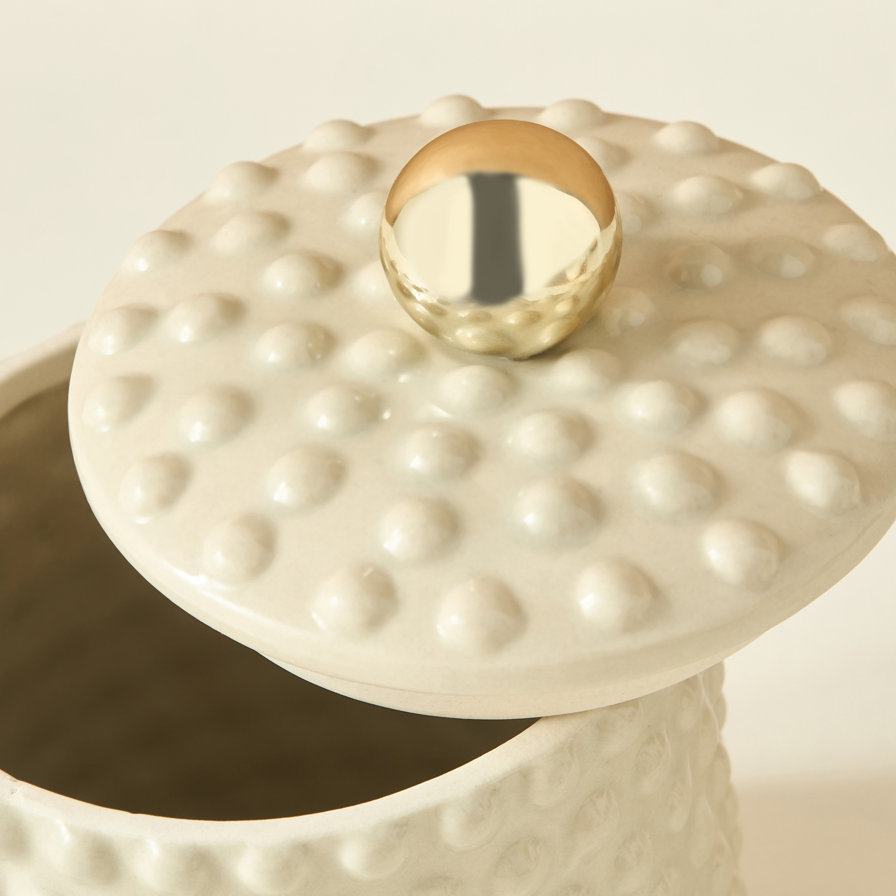 جرة ديكور سيراميك بارزة الملمس-household-decor-decorativeobjectsandsculptures-image-4