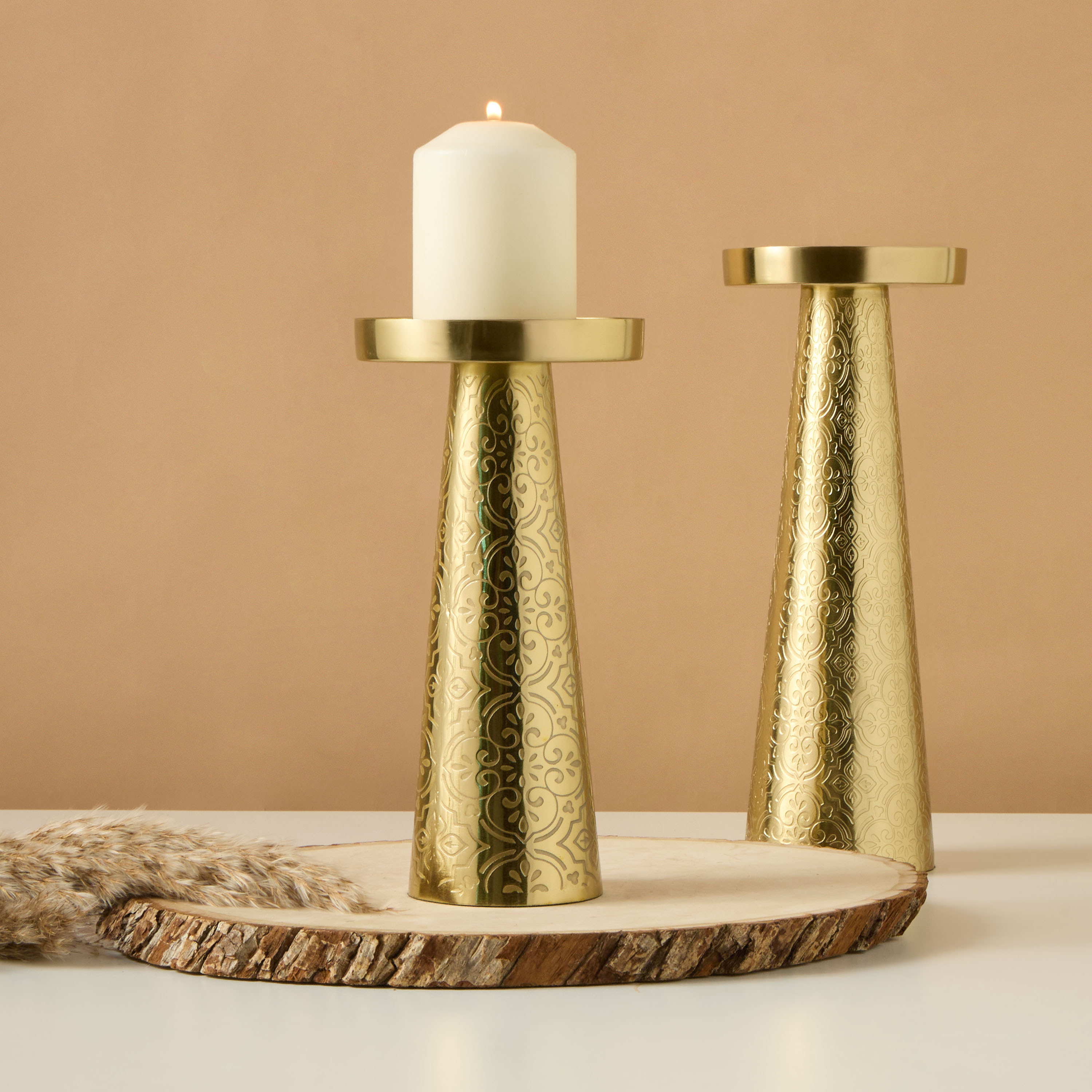 Home Carving Textured Pillar Candleholder - 20 cms-household-decor-candleholdersandlanterns-image-1