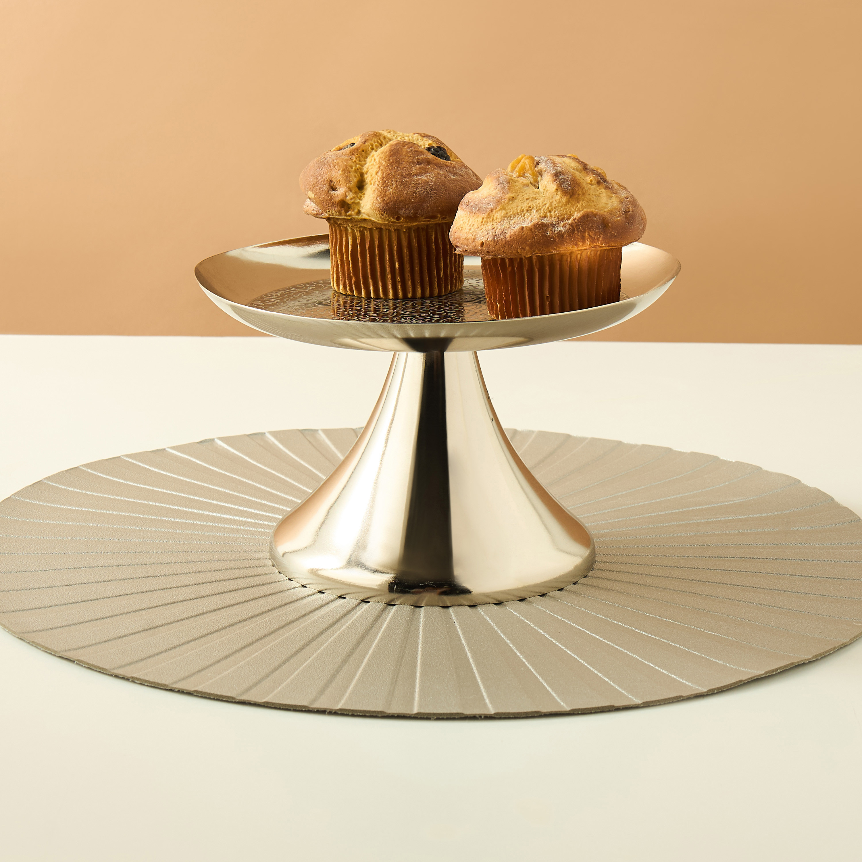 Embossed Iron Cake Stand - 20x14x12 cms-household-dining-serveware-cakestands-image-1