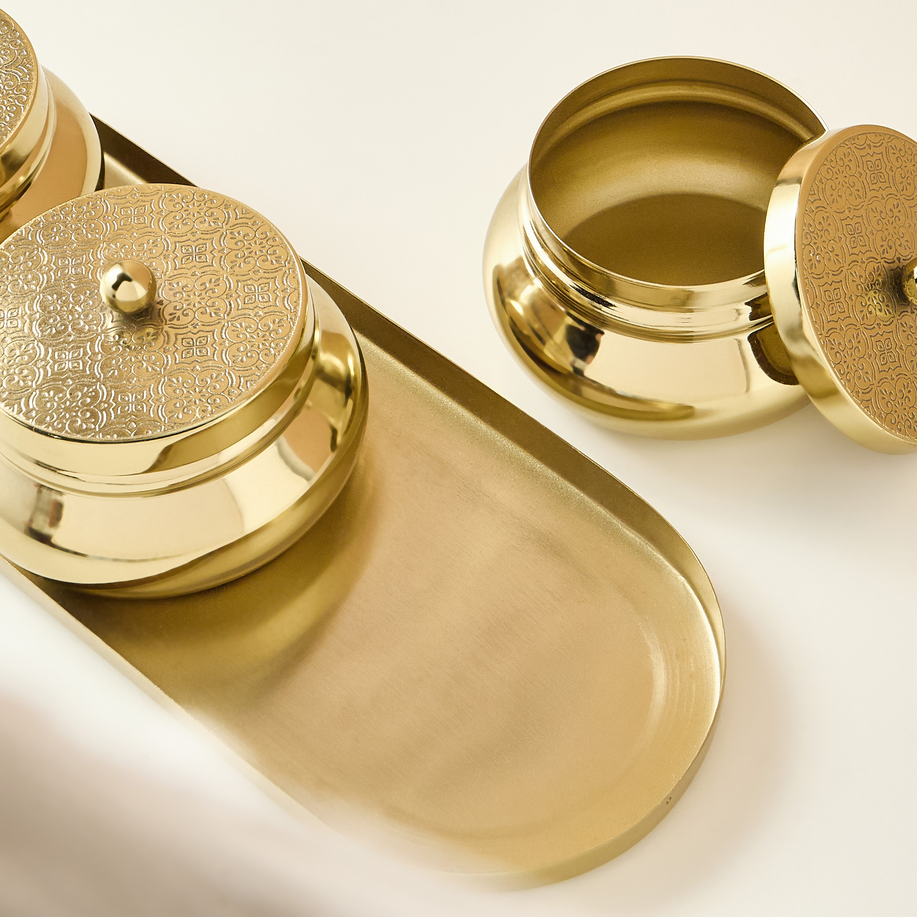 Iron 3-Piece Bowl with Lid and Tray Set-household-dining-serveware-chipsanddip-image-6