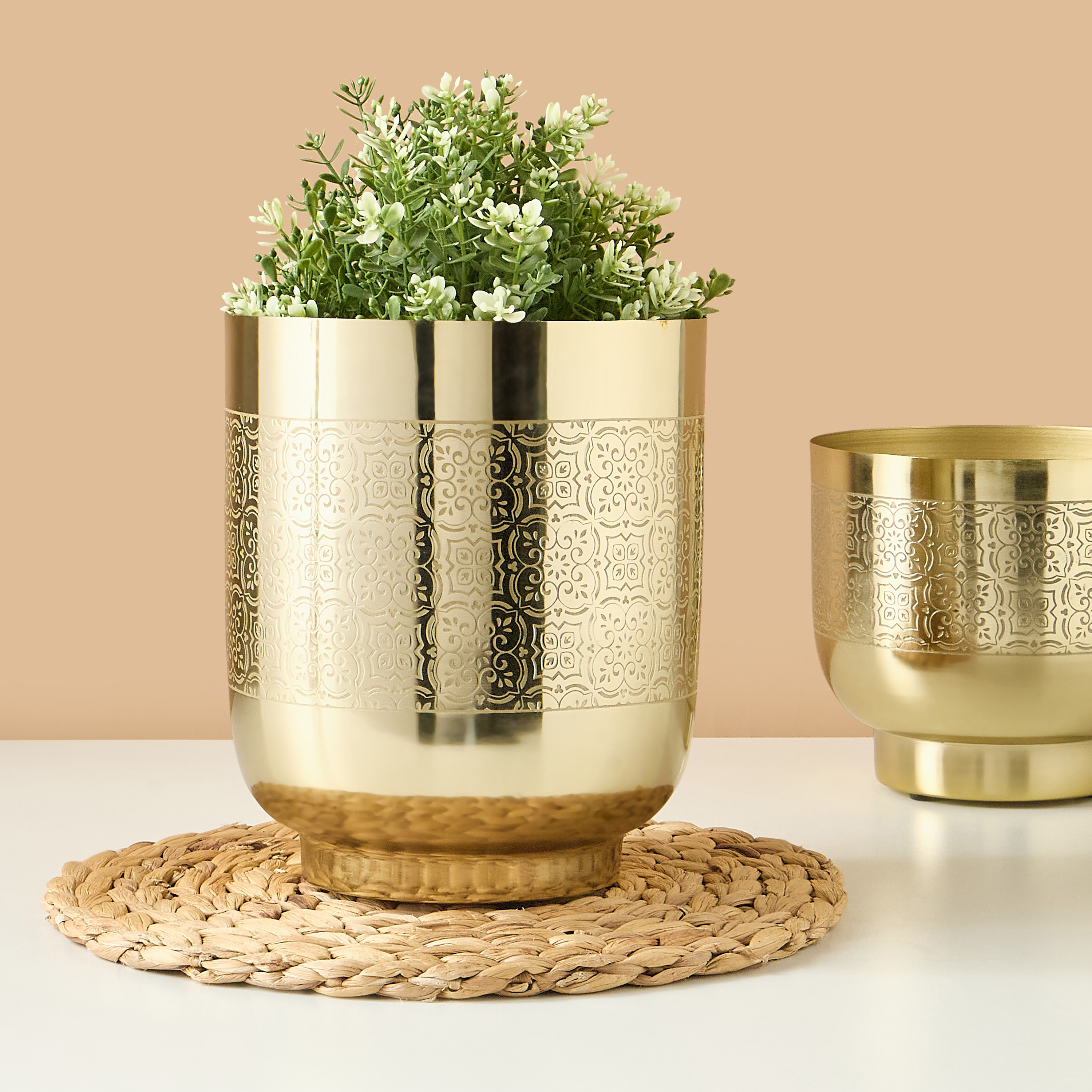 Textured Elevated Metal Planter - 25 cms-household-gardenandoutdoor-trellisandstands-plantrisers-image-1