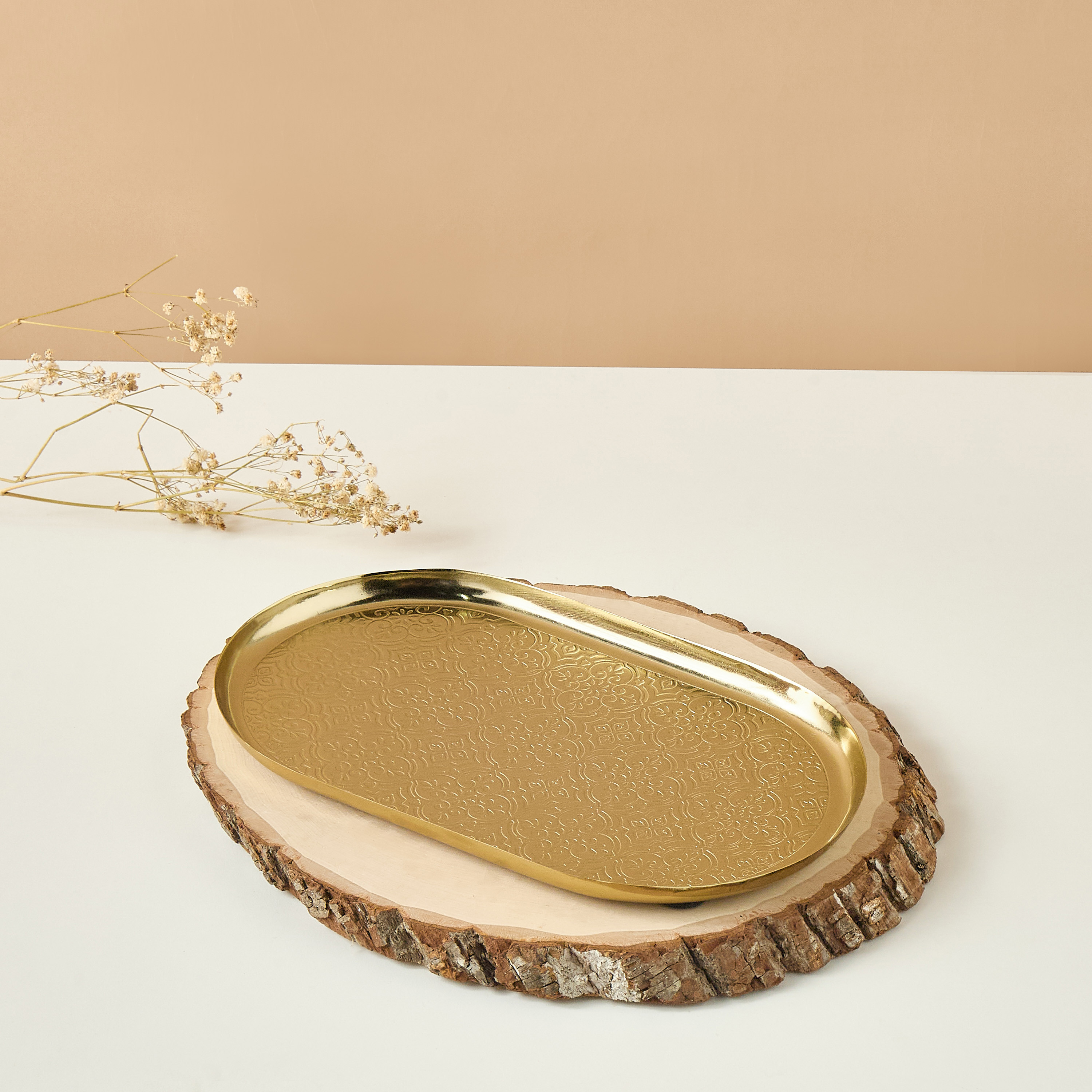 Elevated Textured Oval Tray - 25x16 cms-household-dining-serveware-servingtrays-image-1