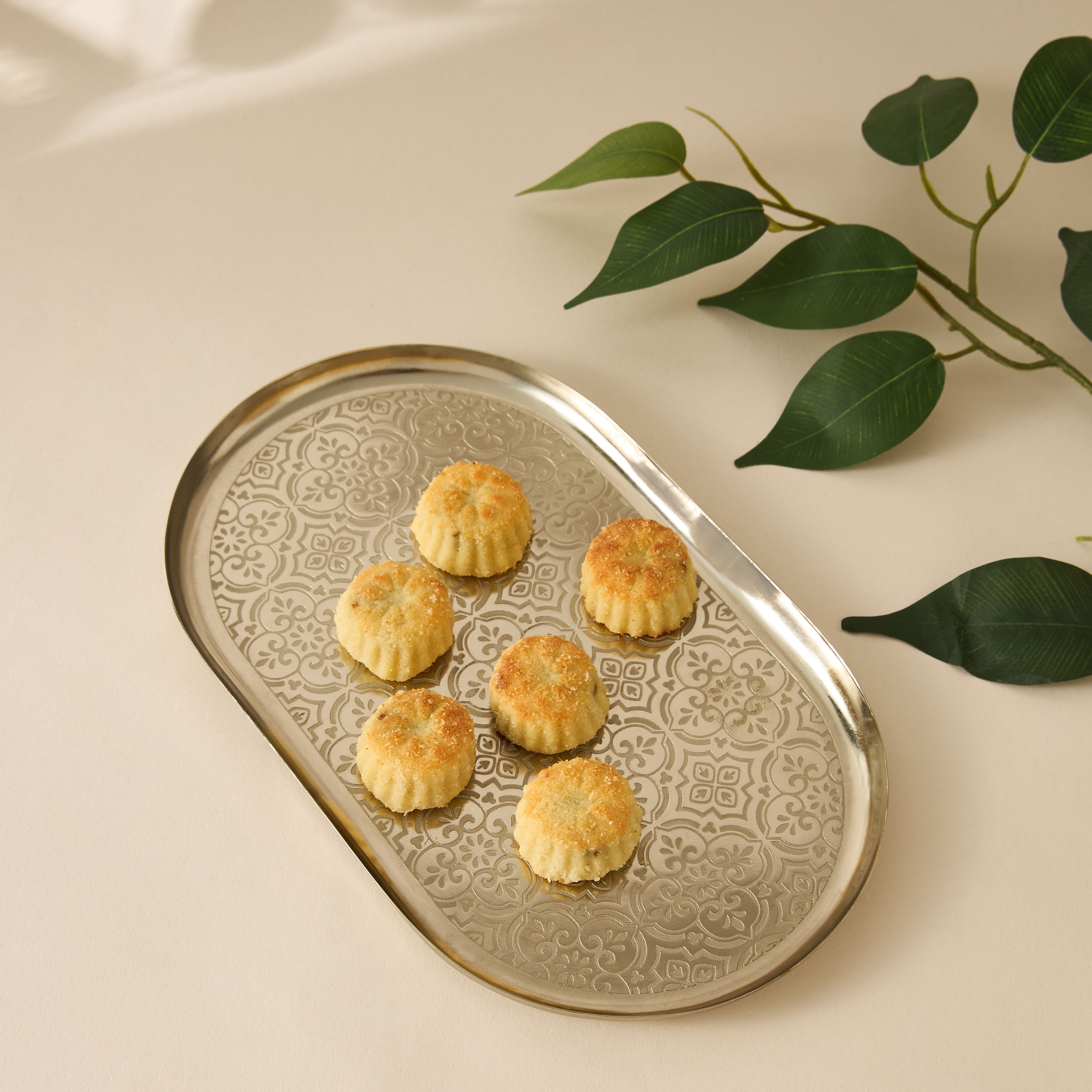 صينية بيضاوية بارزة الملمس بحافة مرتفعة - 25x16 سم-household-dining-serveware-servingtrays-image-1