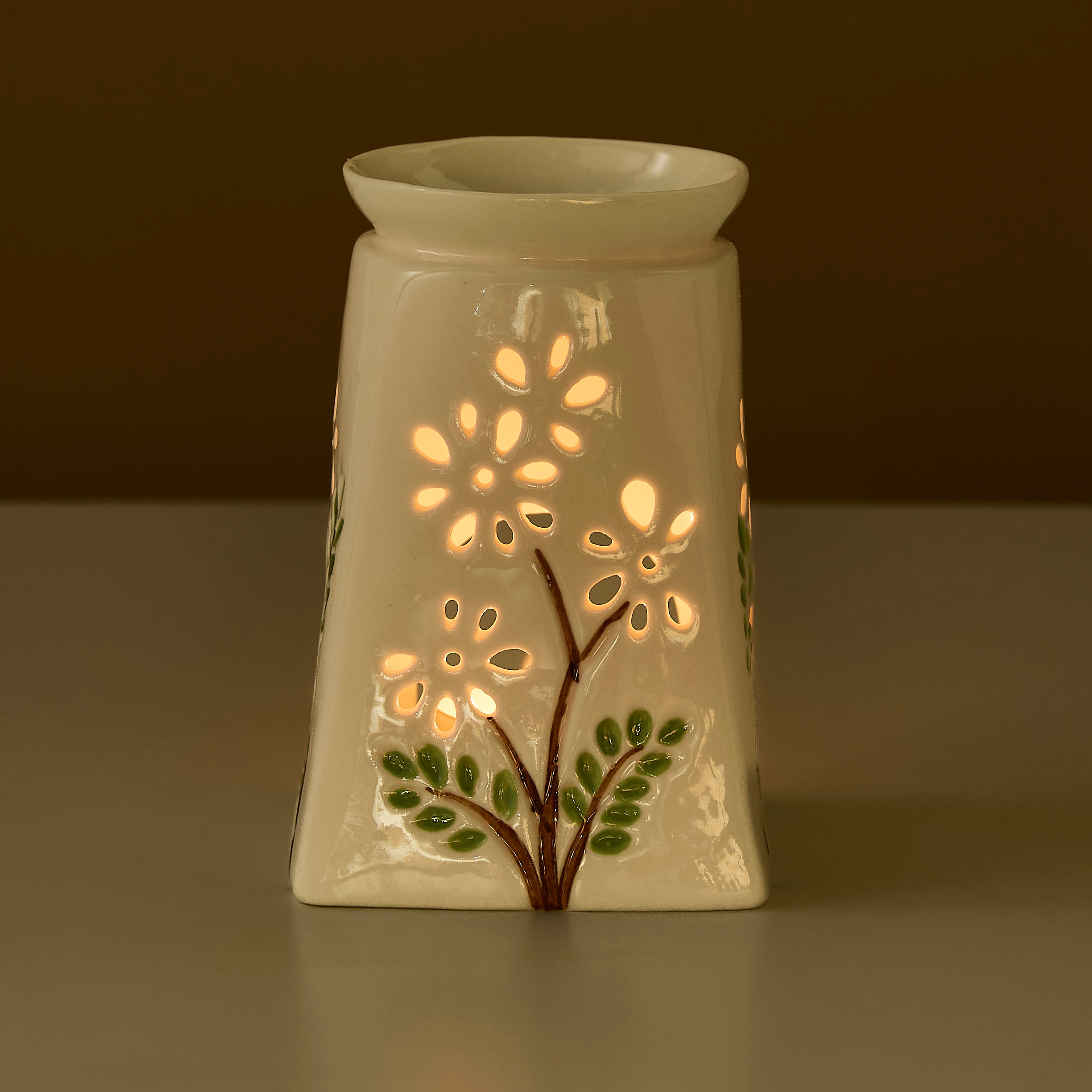Trapeze Floral Print Ceramic Oil Burner - 9x9x13 cms-household-homefragrance-burners-image-2