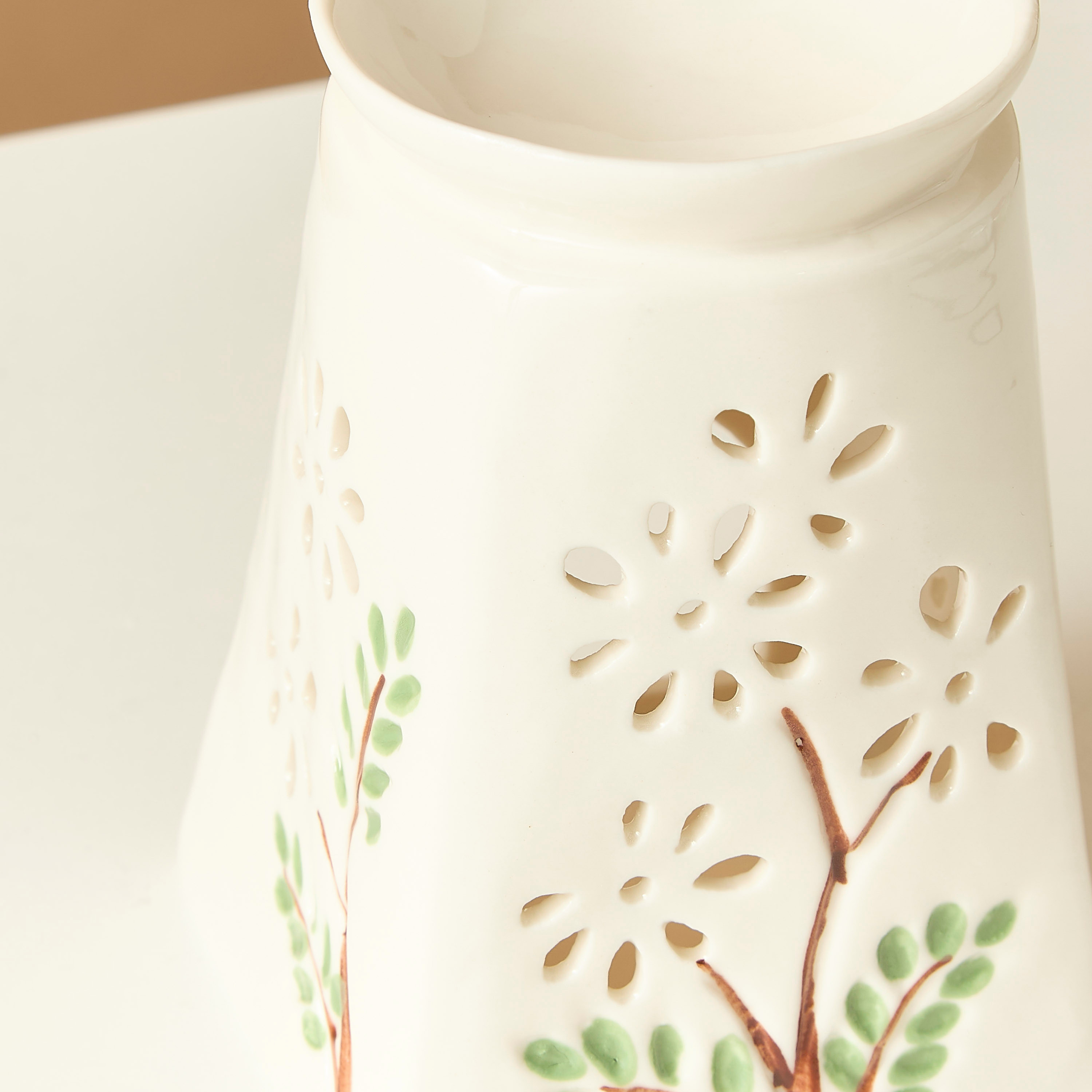 Trapeze Floral Print Ceramic Oil Burner - 9x9x13 cms-household-homefragrance-burners-image-5
