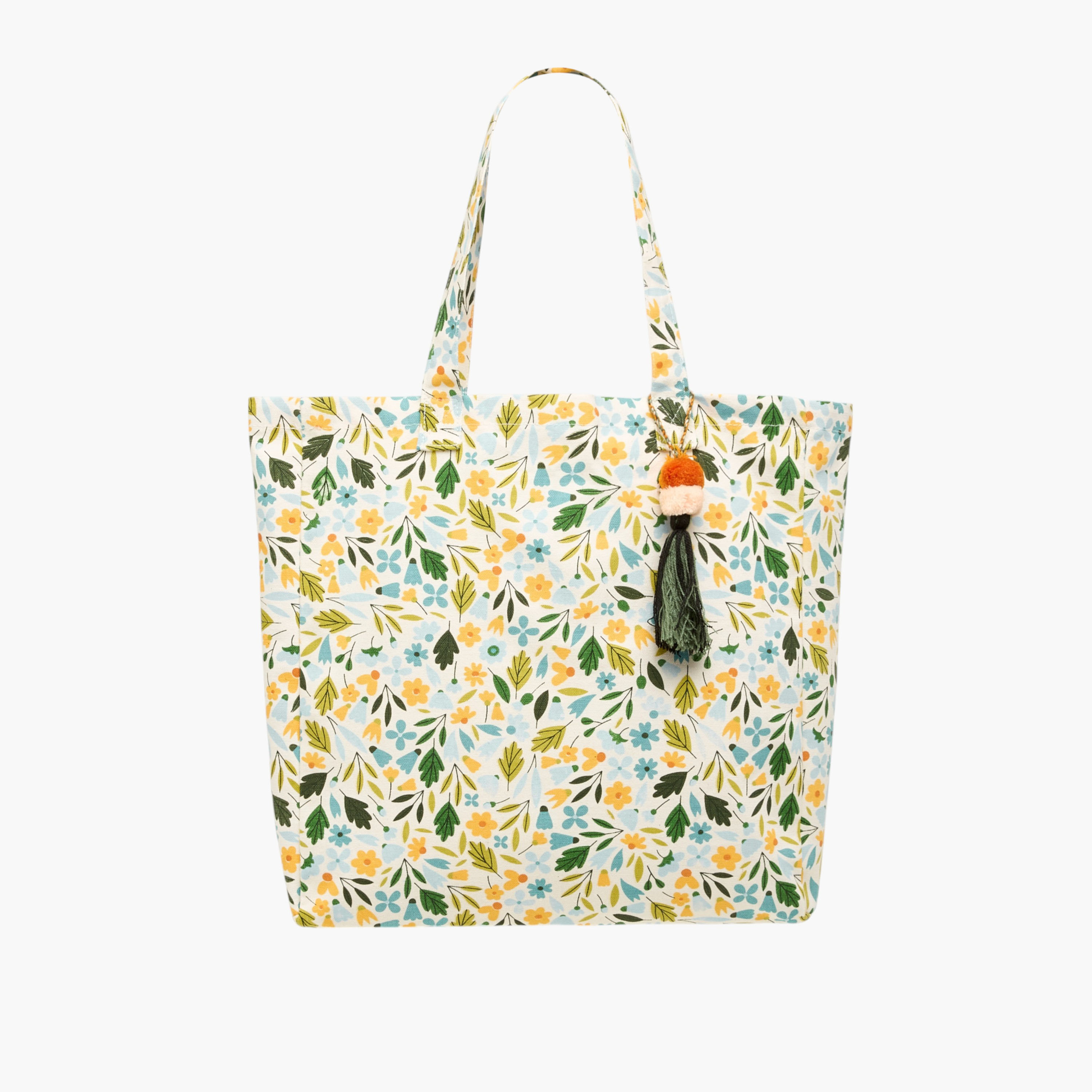 شنطة تسوق بمقابض مزدوجة وتفاصيل شُرّابات بطبعات-women-bagsandwallets-handbags-image-1