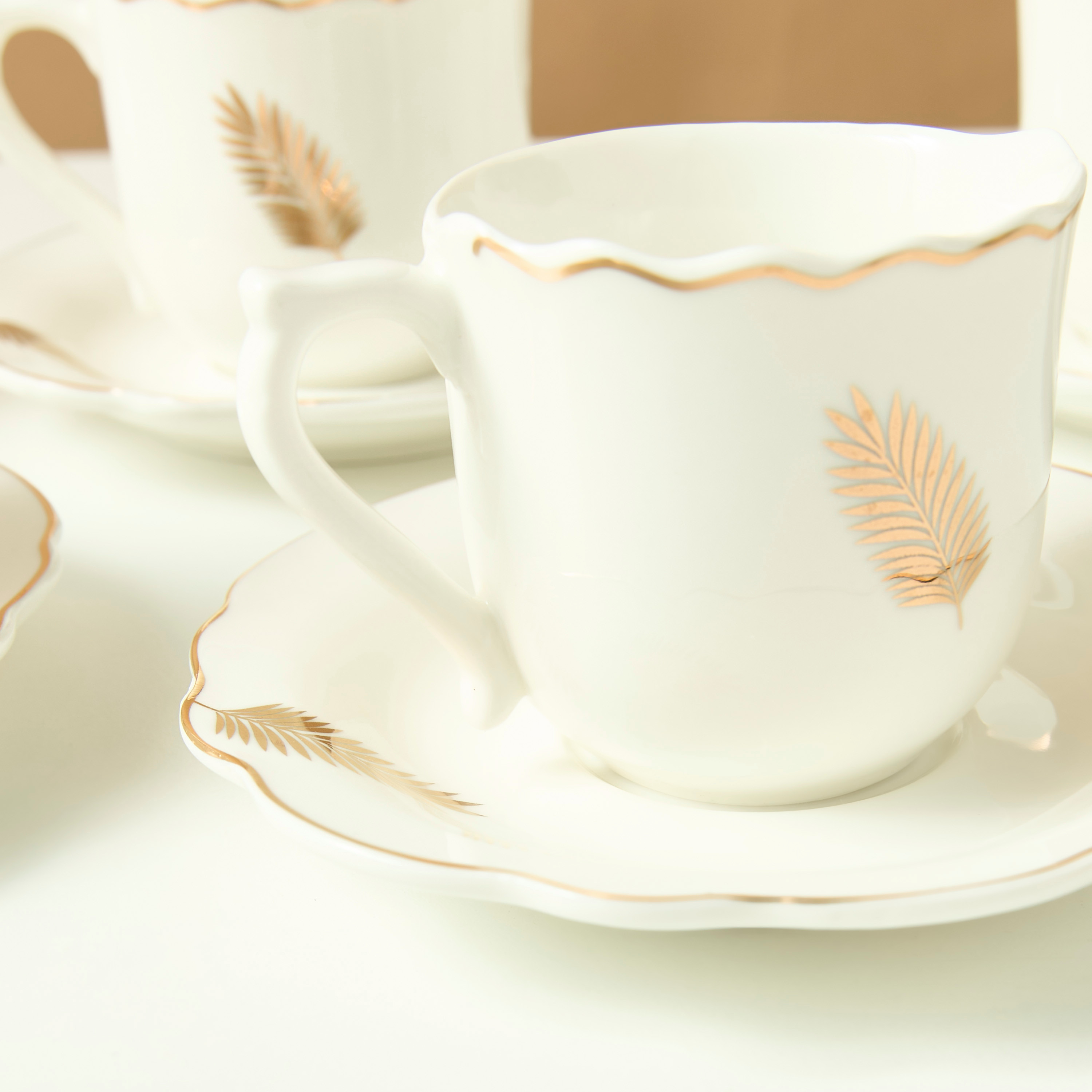 طقم فناجين وصحون 12 قطعة بطبعات أوراق شجر من سيرين-household-dining-teaandcoffee-teaandcoffeesets-image-4
