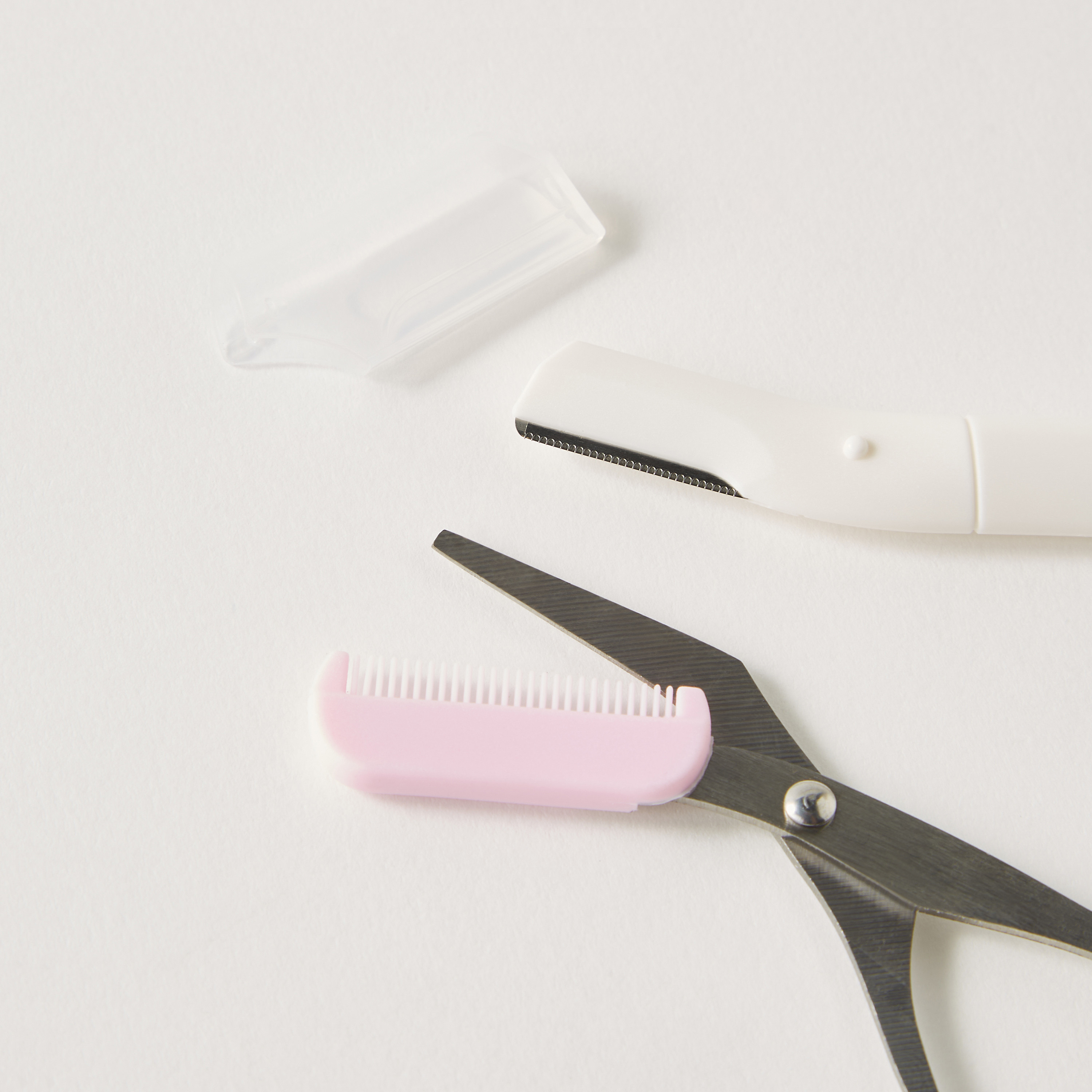 طقم مقصات تشذيب الحواجب قطعتين من فايندز-beautyandpersonalcare-appliances-hairremovaltools-shavers-image-3