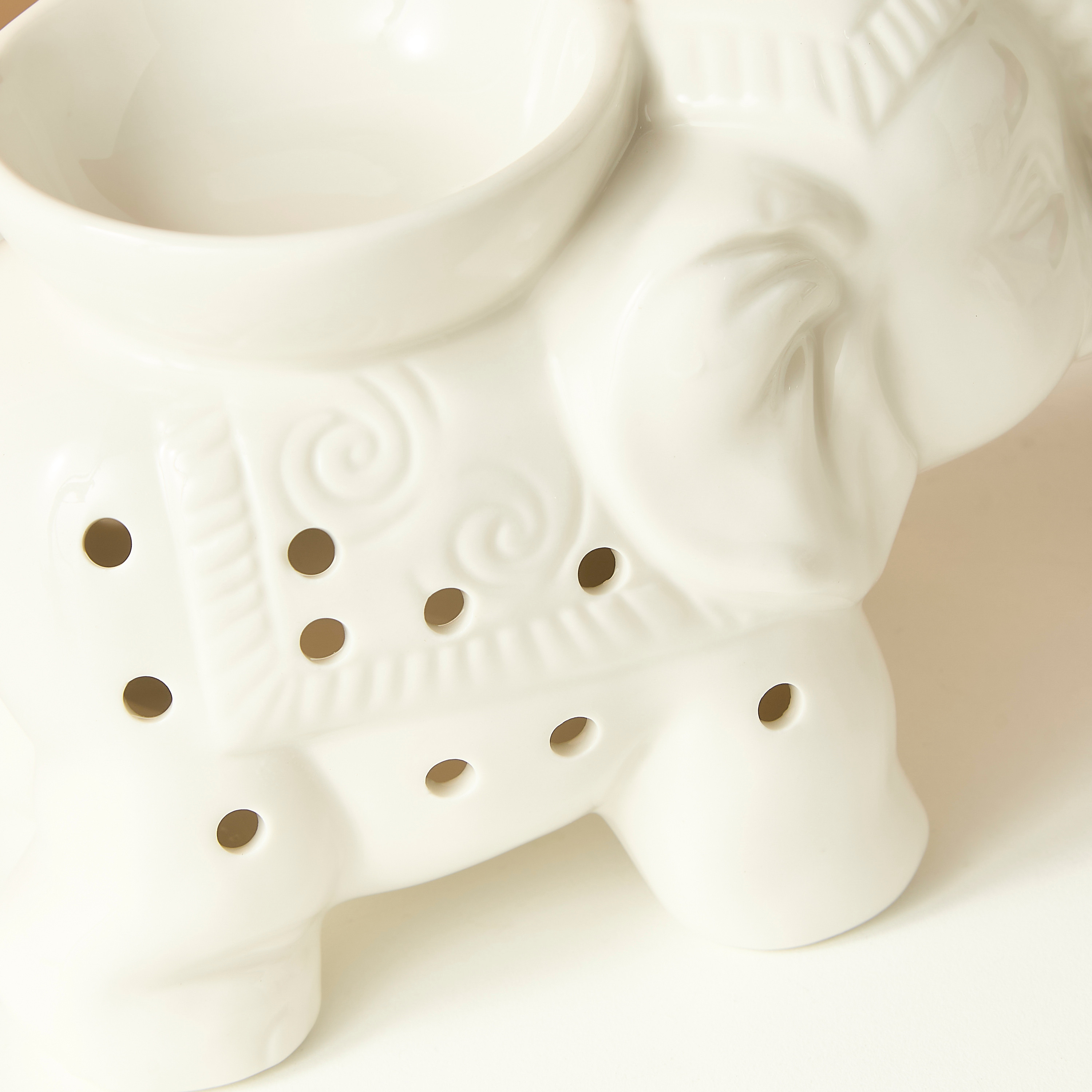 Elephant Textured Ceramic Oil Burner - 17x9x13 cms-household-homefragrance-burners-image-5