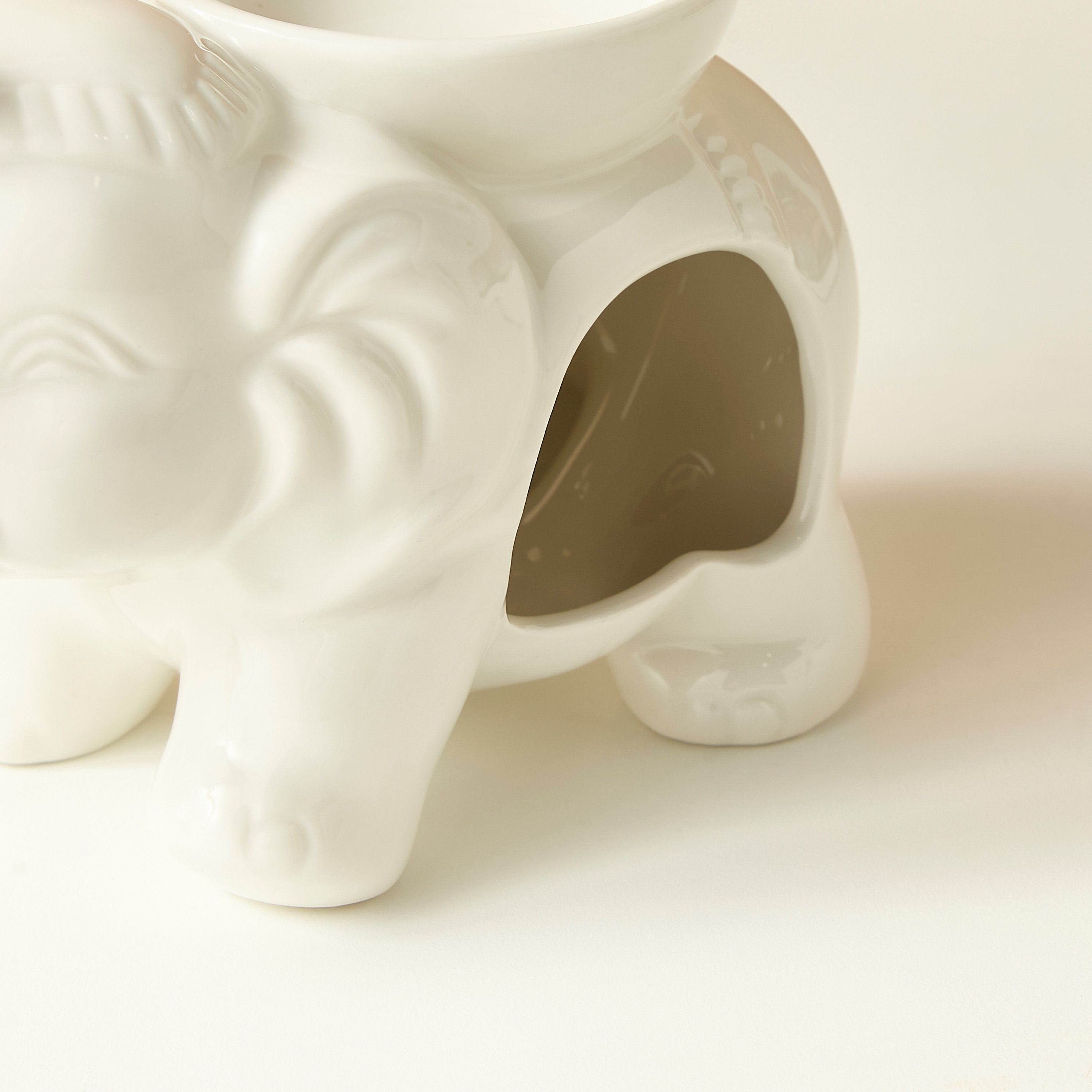 Elephant Textured Ceramic Oil Burner - 17x9x13 cms-household-homefragrance-burners-image-6