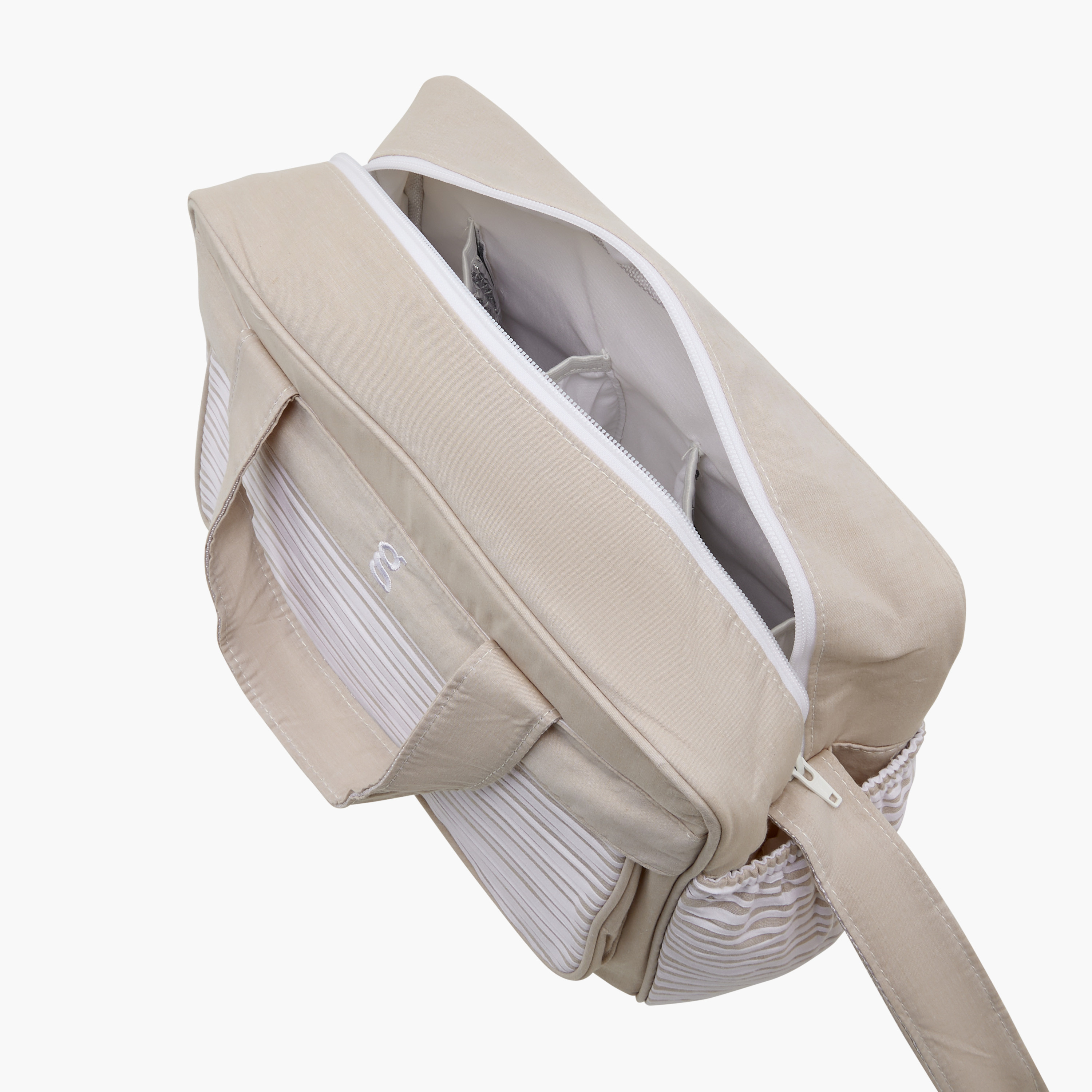 شنطة حفاضات مخطّطة بسحّاب إغلاق وحمّالة قابلة للتعديل من جيجلز-baby-diapering-diaperbags-image-1