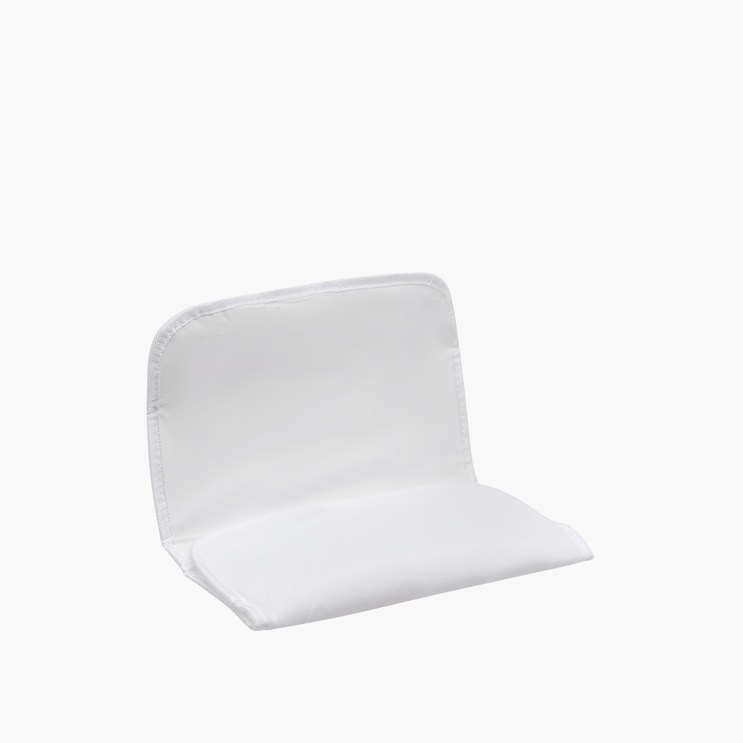 شنطة حفاضات مخطّطة بسحّاب إغلاق وحمّالة قابلة للتعديل من جيجلز-baby-diapering-diaperbags-image-5