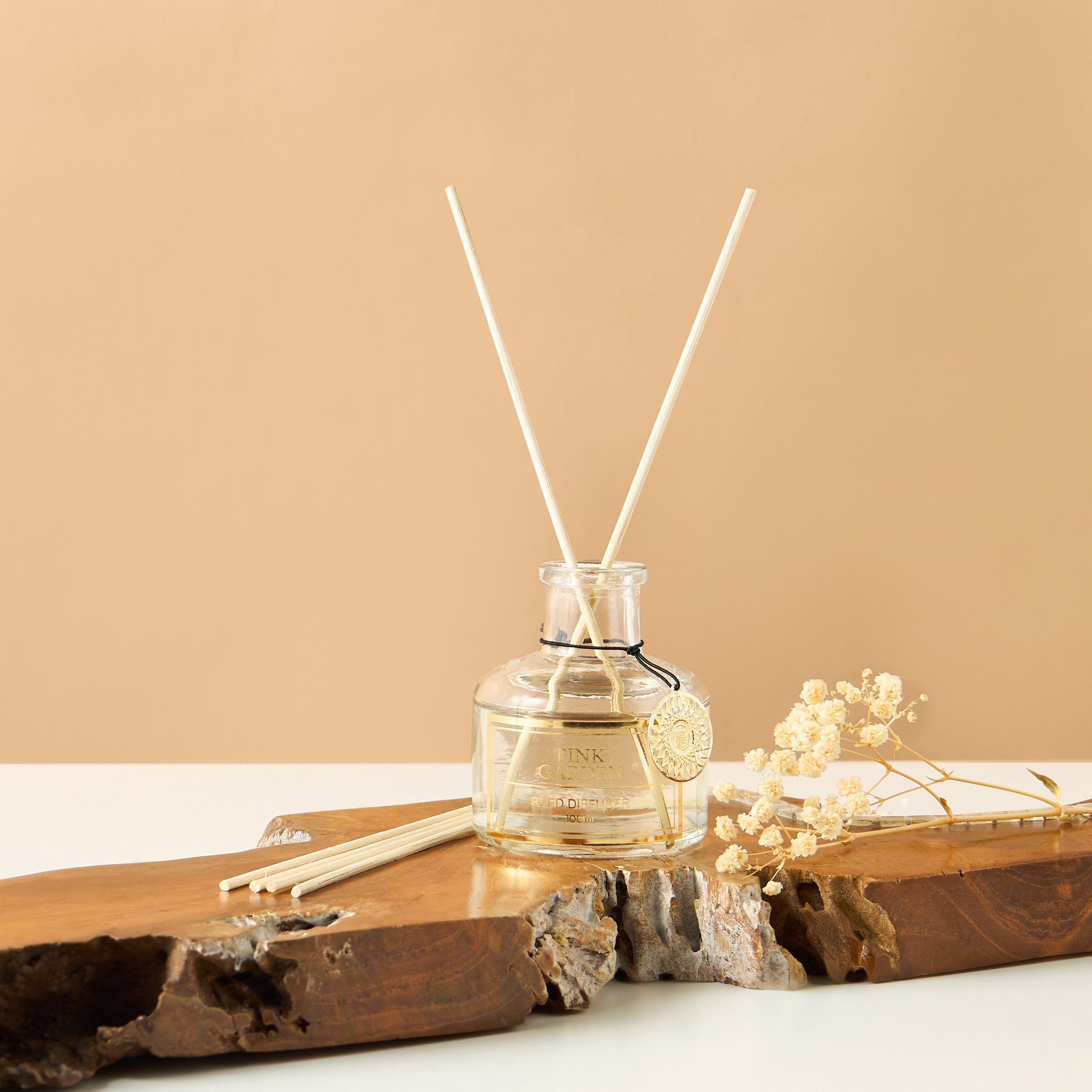 Scent.d Pink Garden Reed Diffuser - 100 ml-household-homefragrance-reeddiffusers-image-1