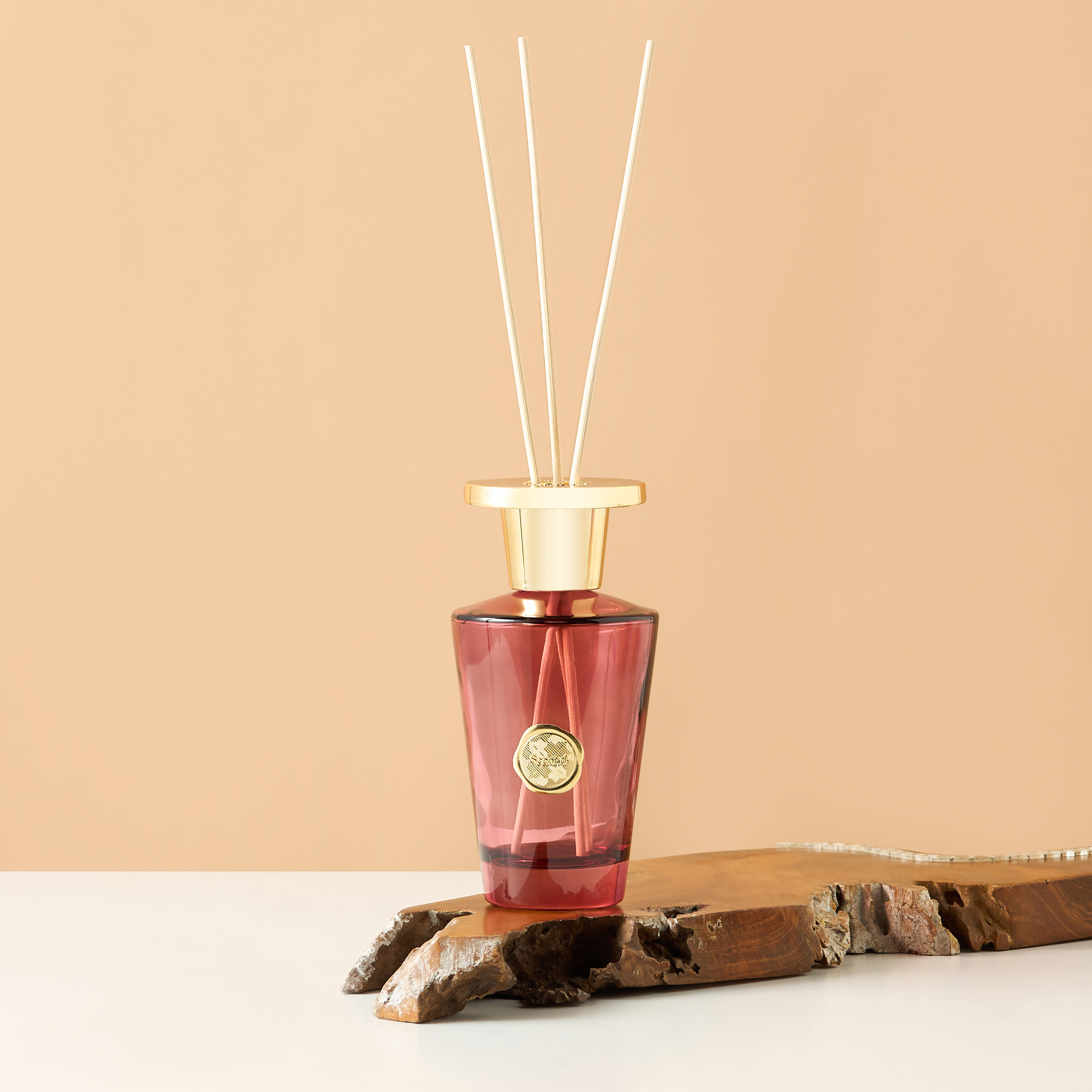موزع عطور بأعواد بينك جاردن من سينت. د لندن - 300 مل-household-homefragrance-reeddiffusers-image-1