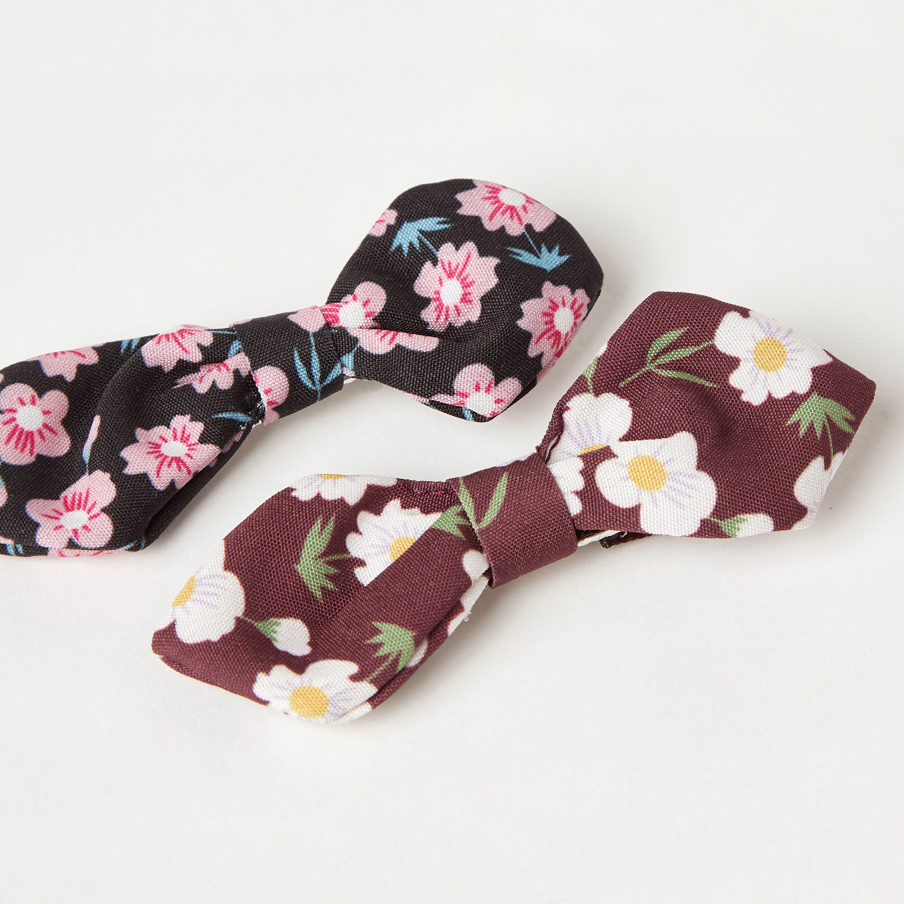مشابك شعر بطبعات أزهار من تشارمز - طقم من قطعتين-girls-accessories-hairaccessories-image-3
