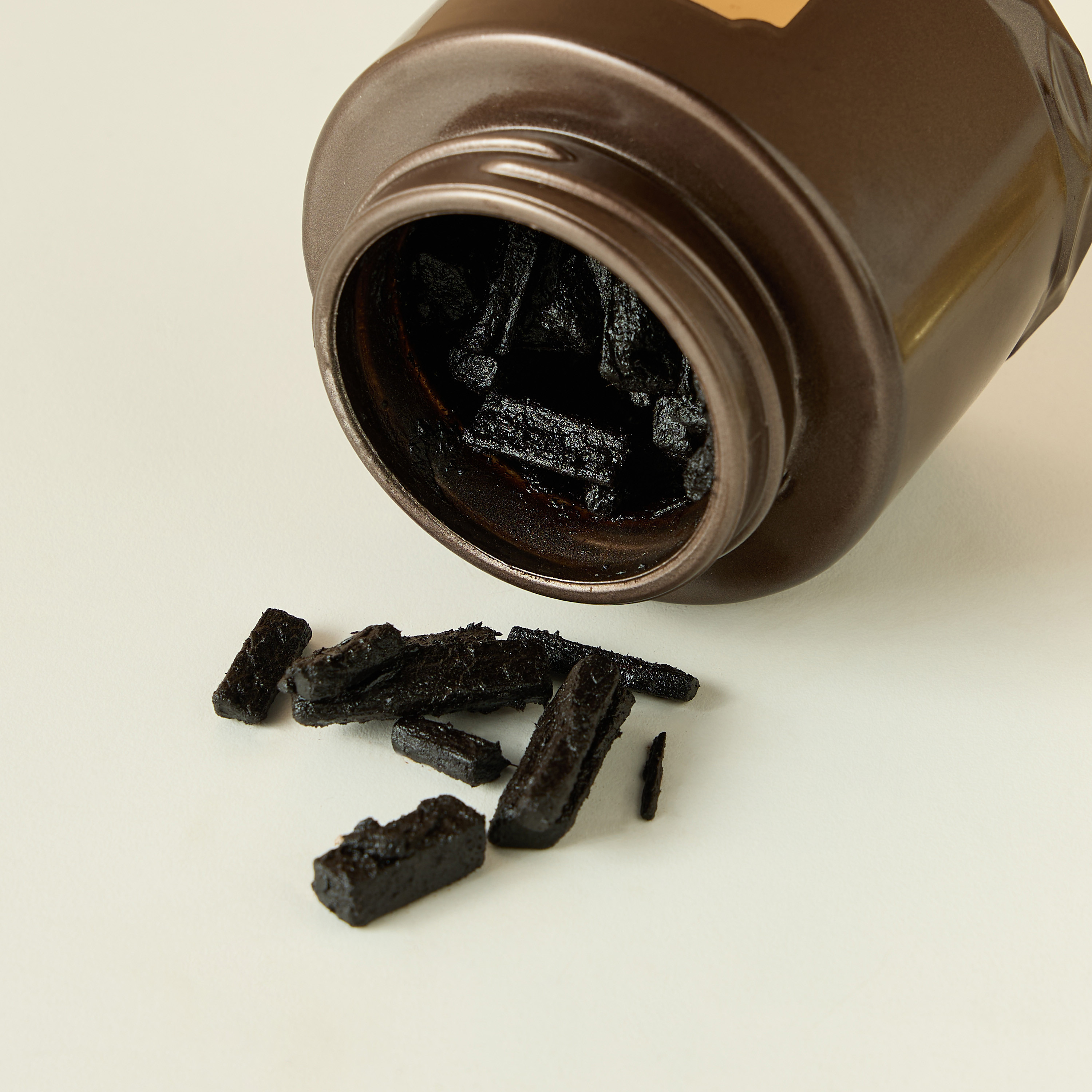 Hamidi Muattar Oud Suyufi - 50 gms-household-homefragrance-potpourri-image-4
