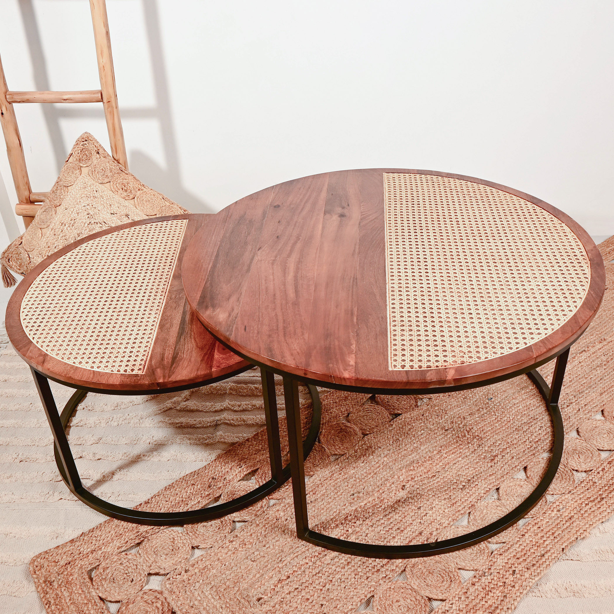 طقم طاولات خشبية متداخلة بتفاصيل روطان قطعتين من هوم كارفينج-furniture-livingroom-nestoftables-image-2