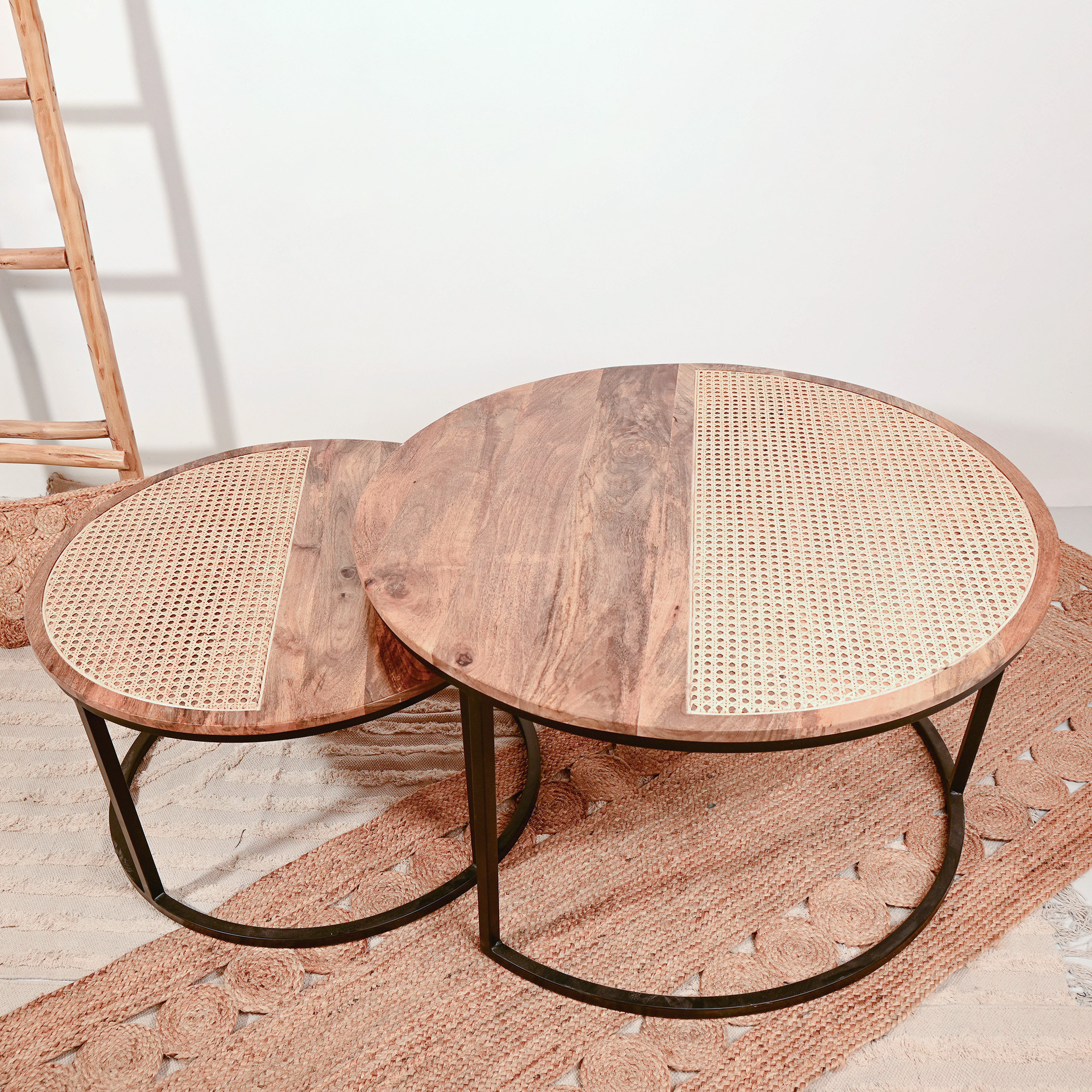 طقم طاولات خشبية متداخلة بتفاصيل روطان قطعتين من هوم كارفينج-furniture-livingroom-nestoftables-image-3