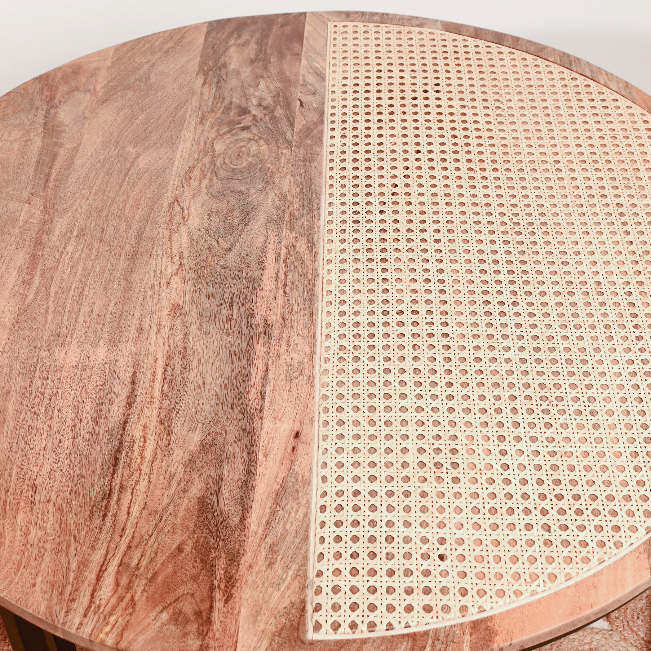 طقم طاولات خشبية متداخلة بتفاصيل روطان قطعتين من هوم كارفينج-furniture-livingroom-nestoftables-image-4