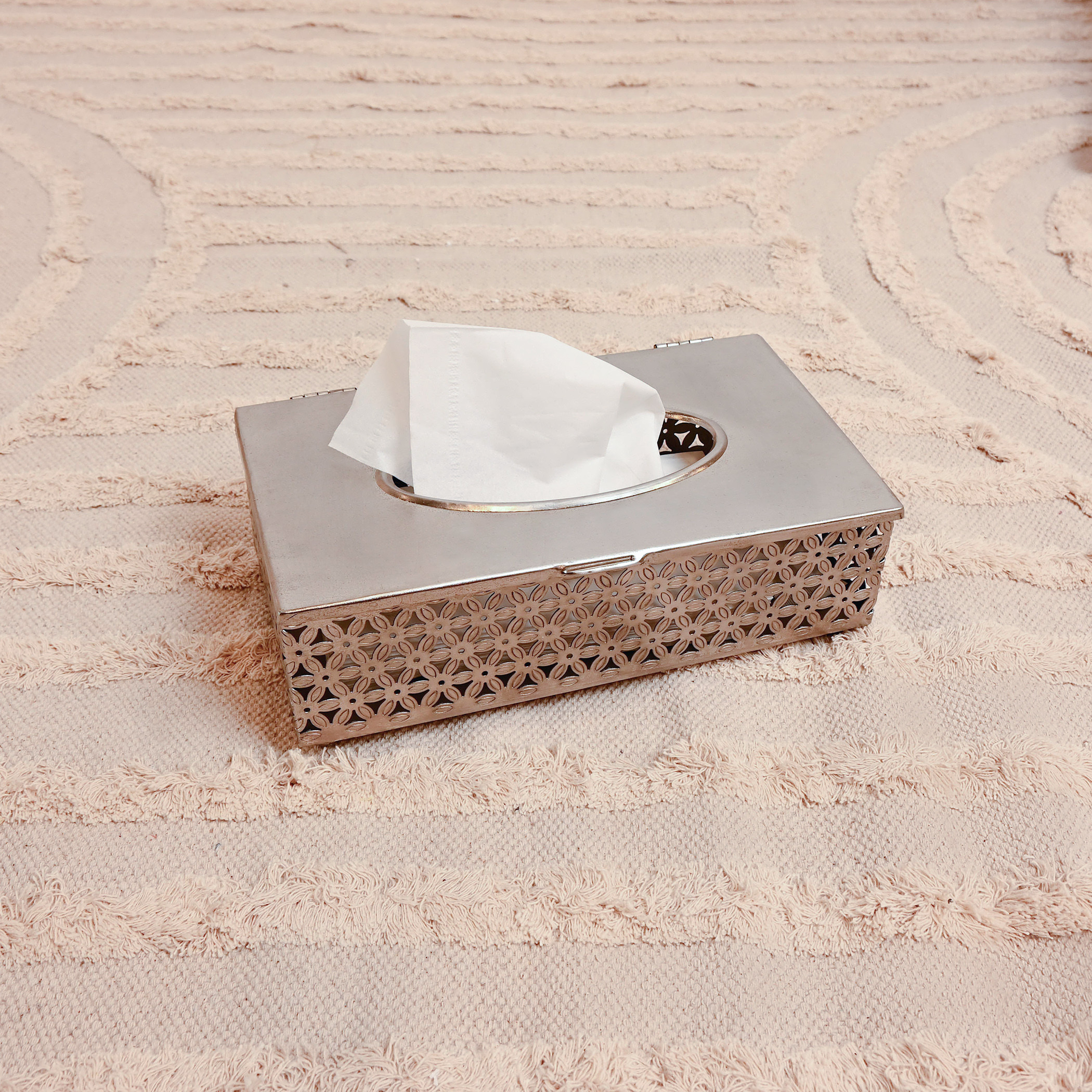 Home Carving Floral Cutwork Detail Tissue Box Holder-household-bathandlaundry-bathaccessories-accessories-image-2