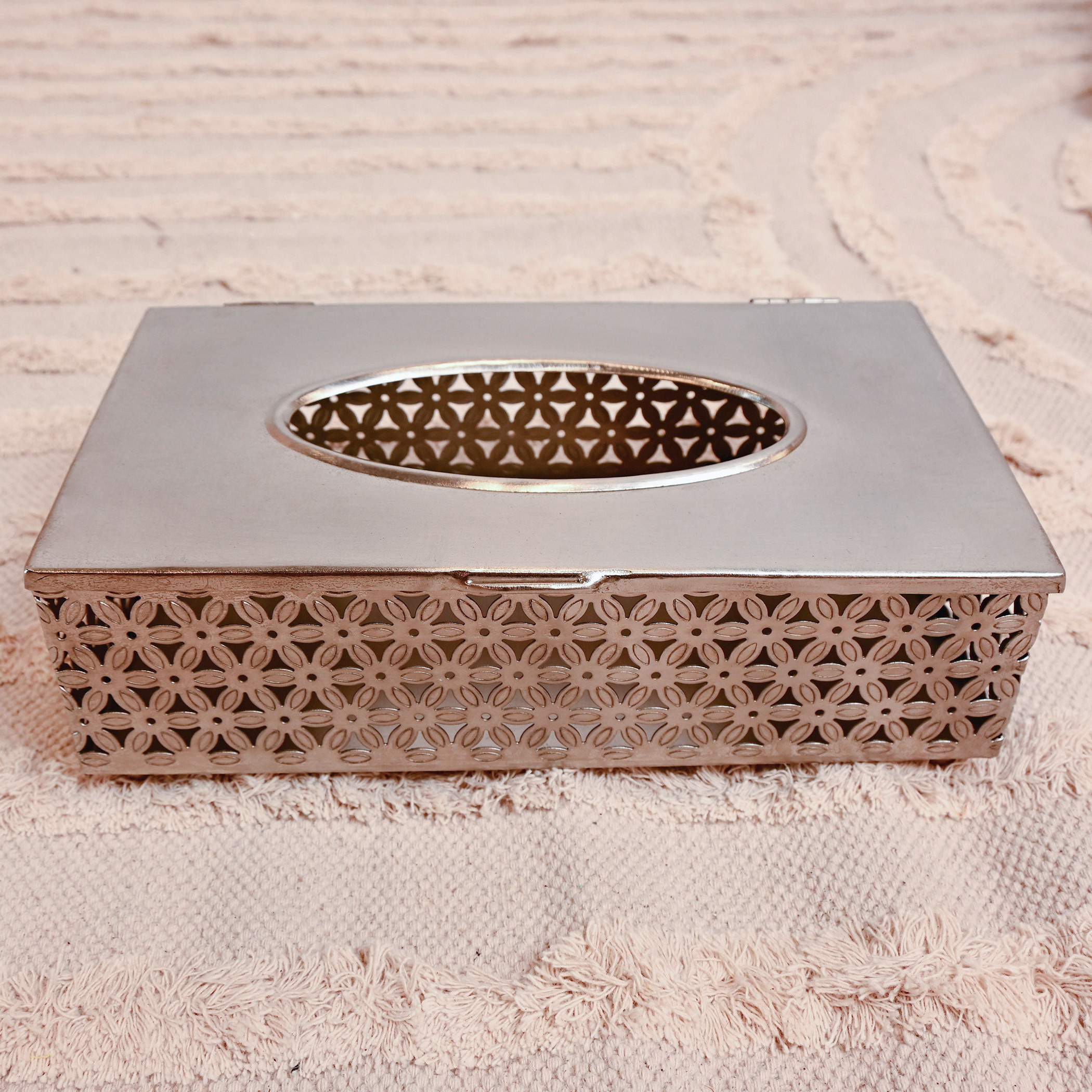 Home Carving Floral Cutwork Detail Tissue Box Holder-household-bathandlaundry-bathaccessories-accessories-image-5