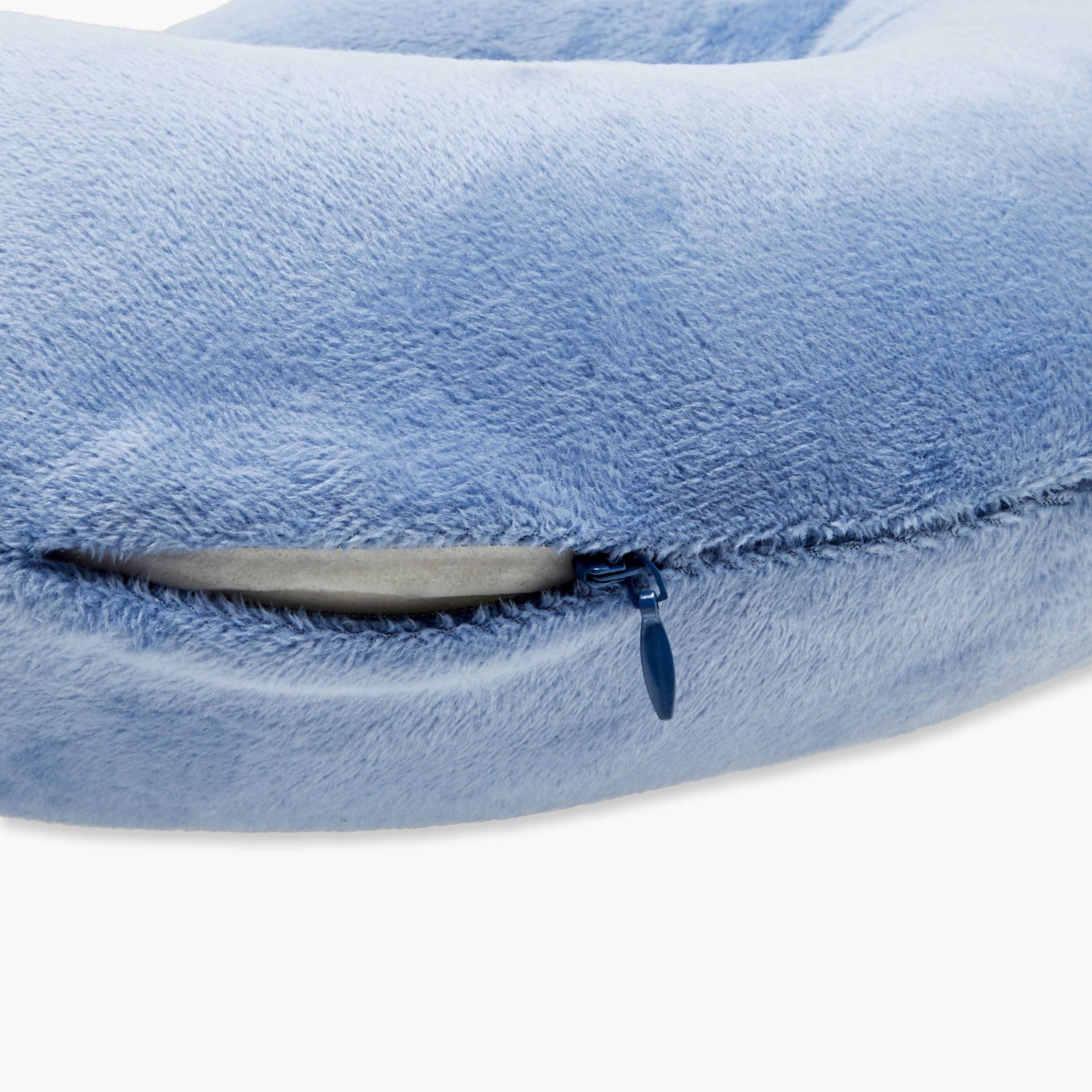 Roam and Repeat Classic Memory Foam Neck Pillow-travel-pillows-image-4