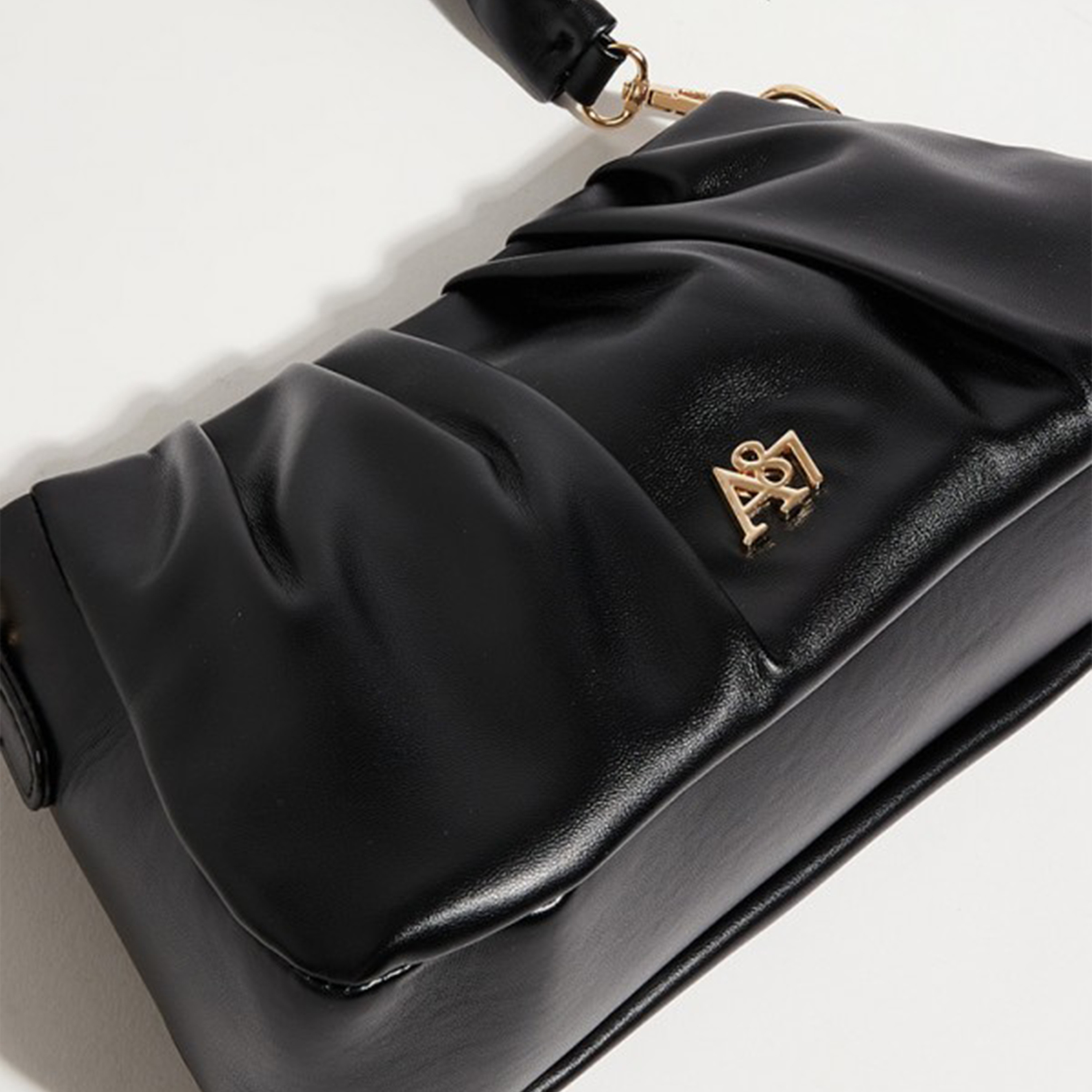 ايروبوستال- شنطة كتف بسحاب وحزام قابل للفصل-women-bagsandwallets-handbags-image-3