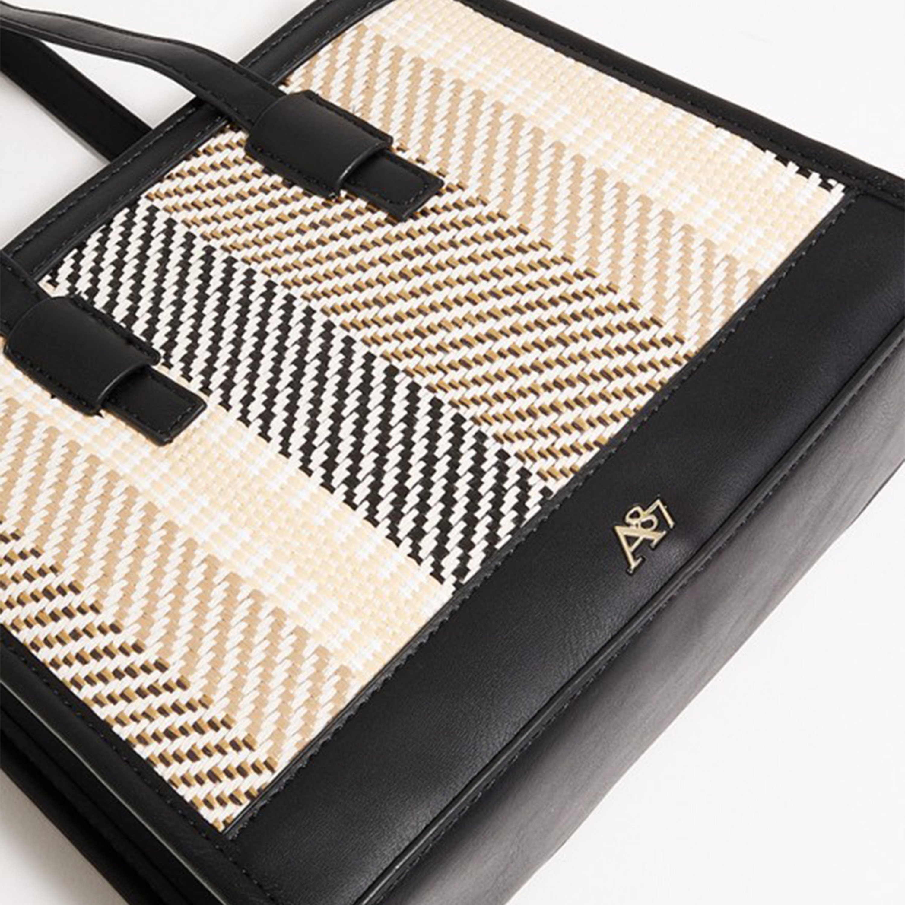 ايروبوستال- شنطة بسحاب وحزام قابل للفصل-women-bagsandwallets-handbags-image-6