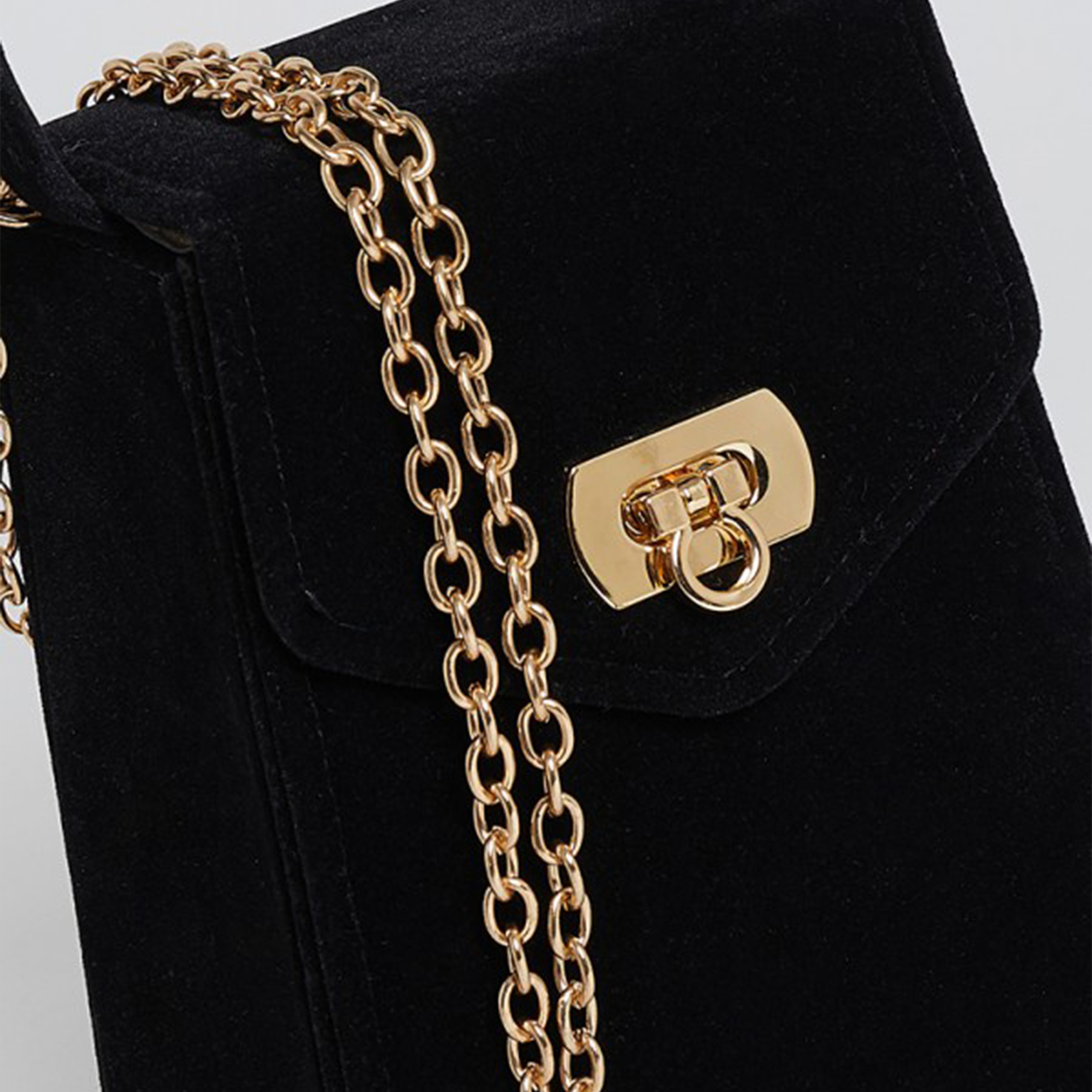 ايروبوستال- شنطة كروس بودي بمقبض واحد مع قفل ملتوي وحزام سلسلة-women-bagsandwallets-handbags-image-3