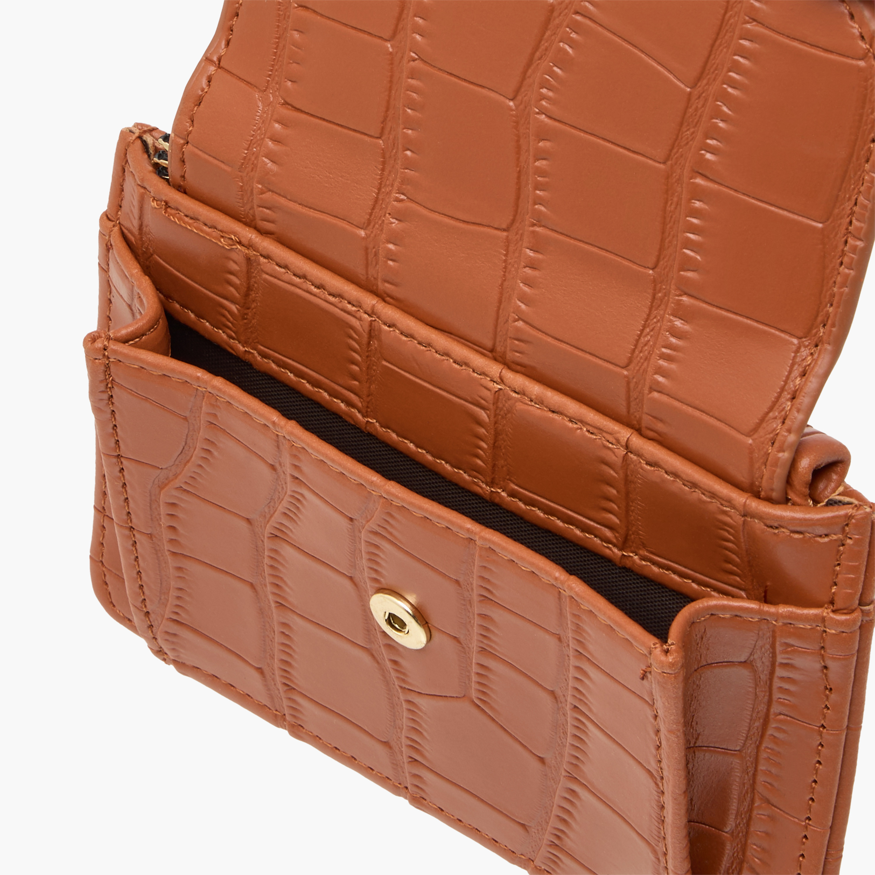 محفظة بارزة الملمس بزر إغلاق مغناطيسي من ساشا-women-bagsandwallets-wallets-image-5