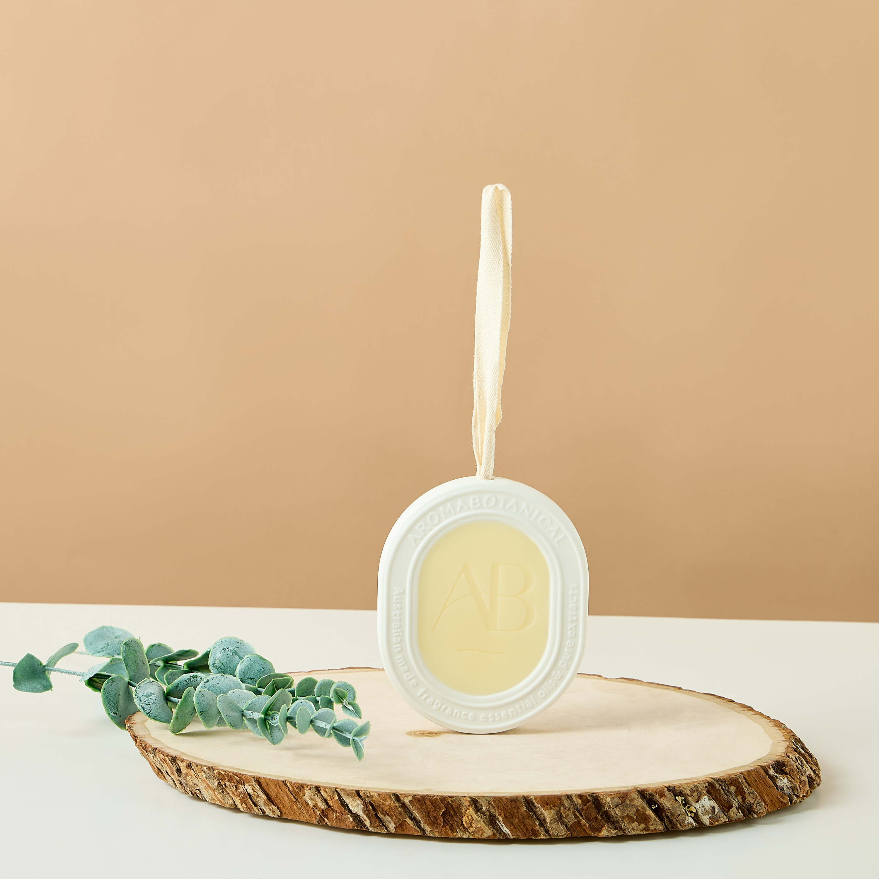 قرص شمعي عطري برائحة زهر العسل الياباني من أرومابوتانيكال-household-homefragrance-potpourri-image-1