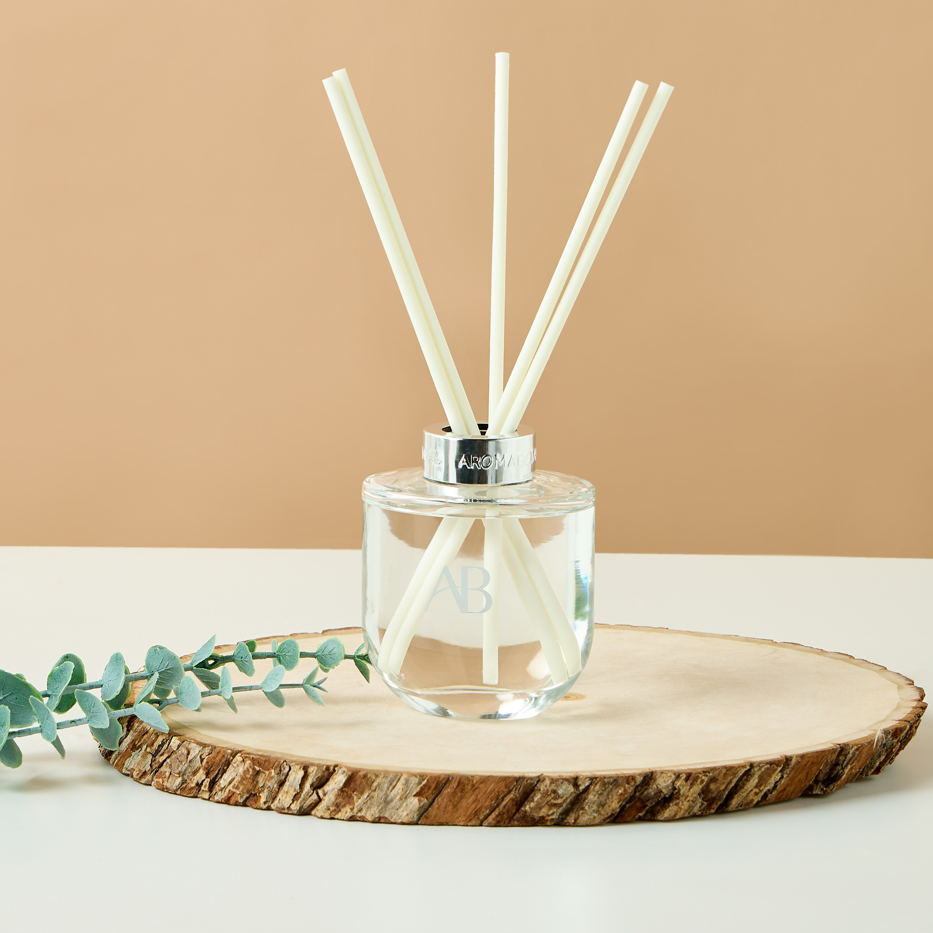 موزع عطور أعواد برائحة عشب الليمون والزنجبيل من أرومابوتنيكال - 200 مل-household-homefragrance-reeddiffusers-image-1