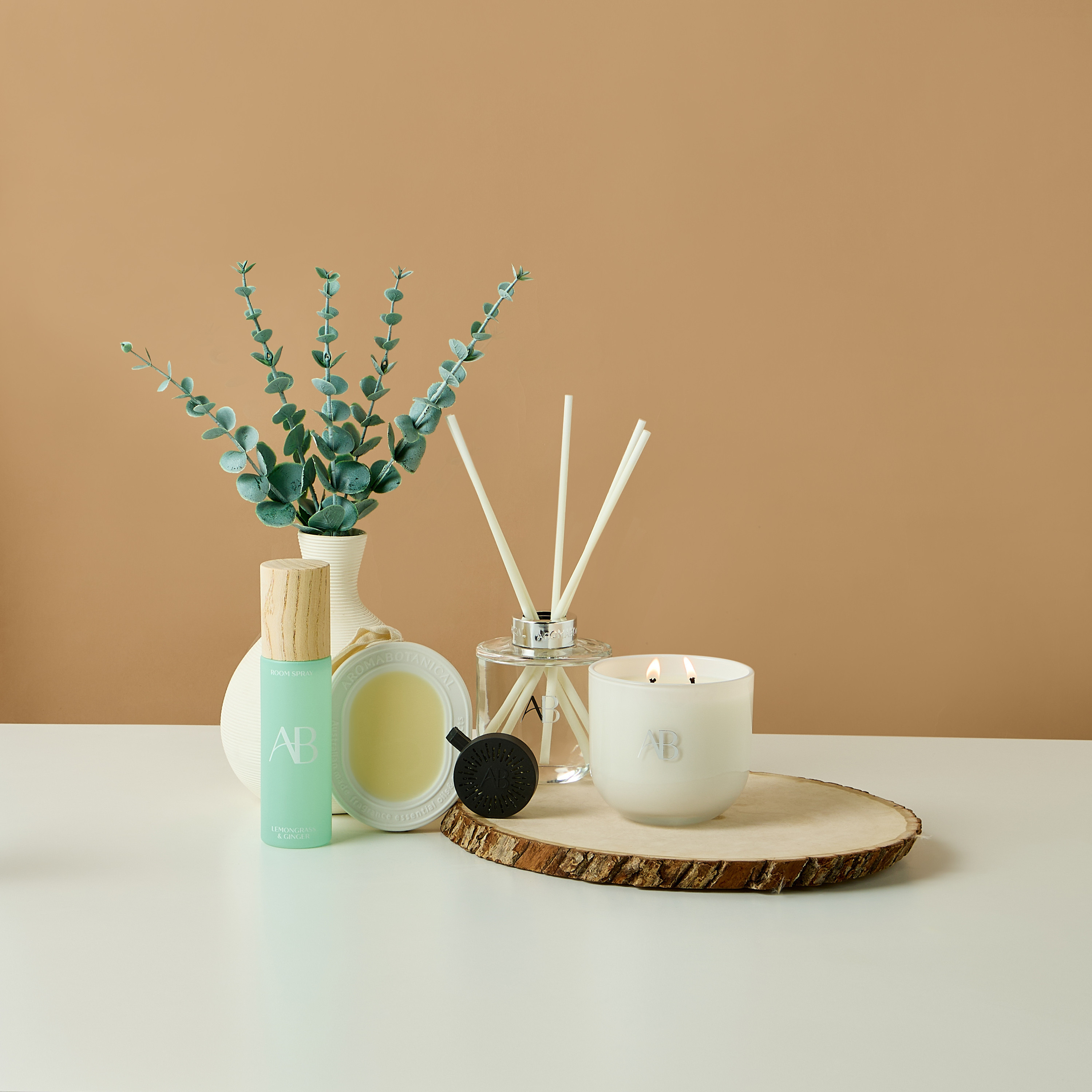 موزع عطور أعواد برائحة عشب الليمون والزنجبيل من أرومابوتنيكال - 200 مل-household-homefragrance-reeddiffusers-image-4