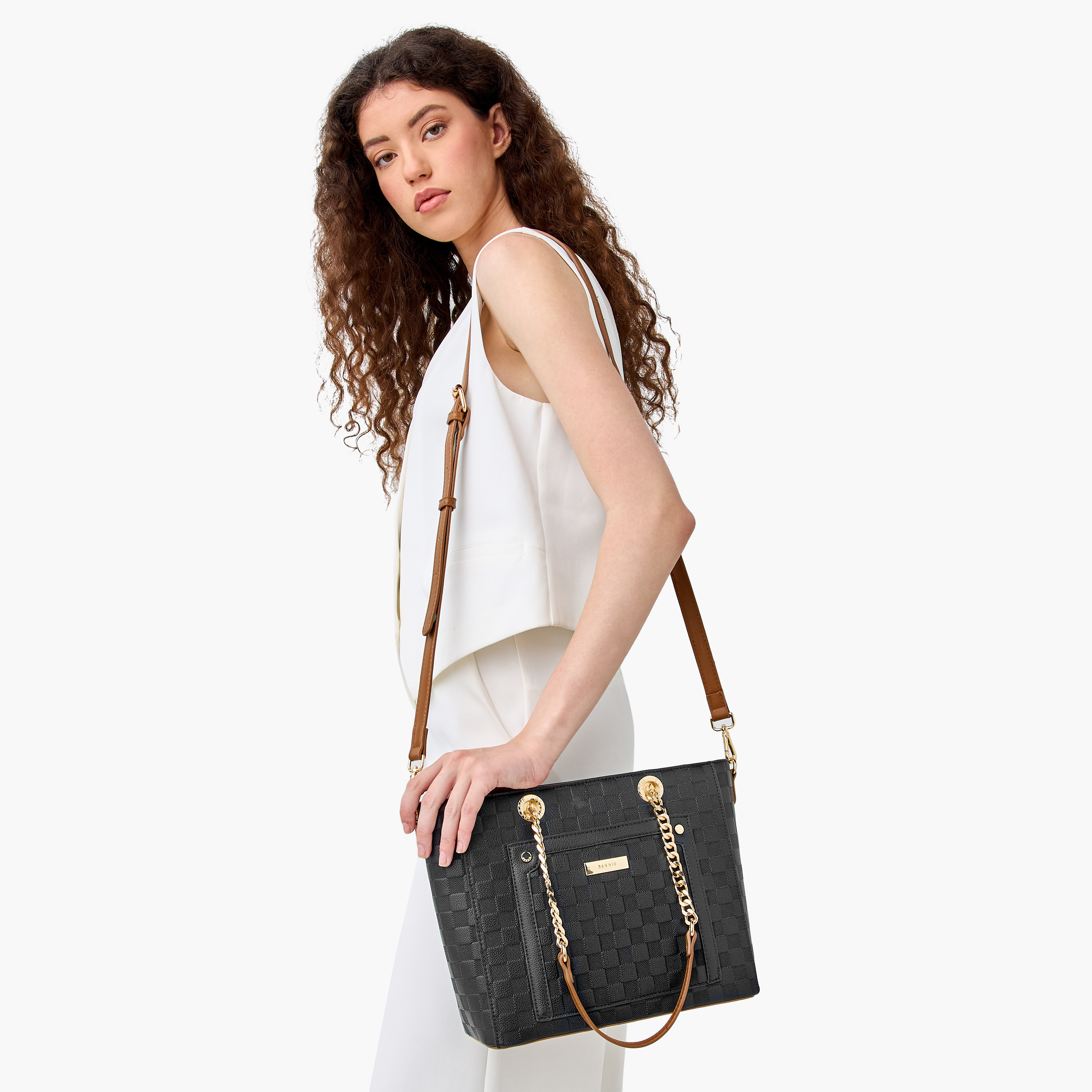 شنطة توتي مربعات منقوشة بمقابض من بيسي لندن-women-bagsandwallets-handbags-image-8