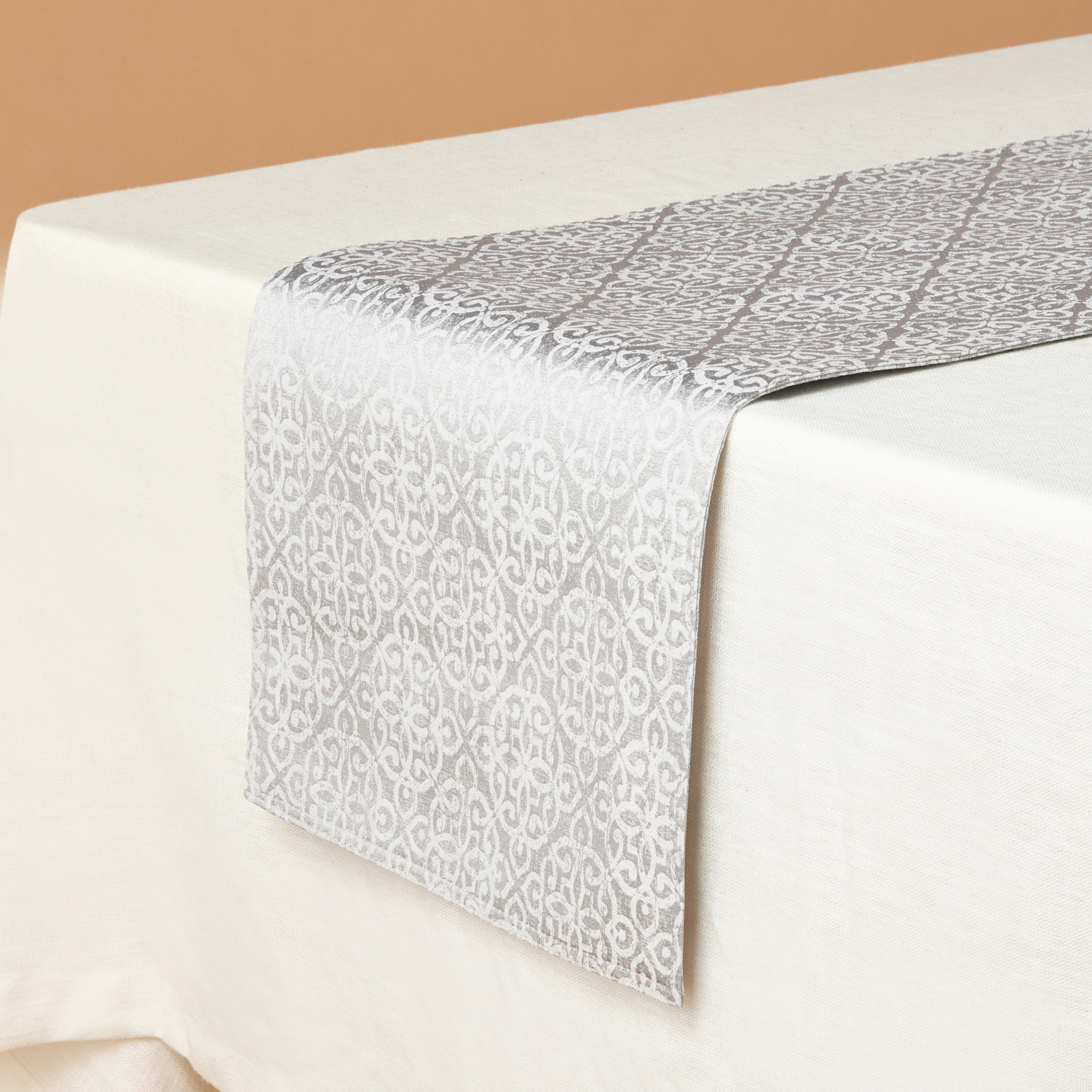 Damask Jacquard Runner - 33x260 cms-household-dining-tablelinen-runnersandtablecovers-image-2
