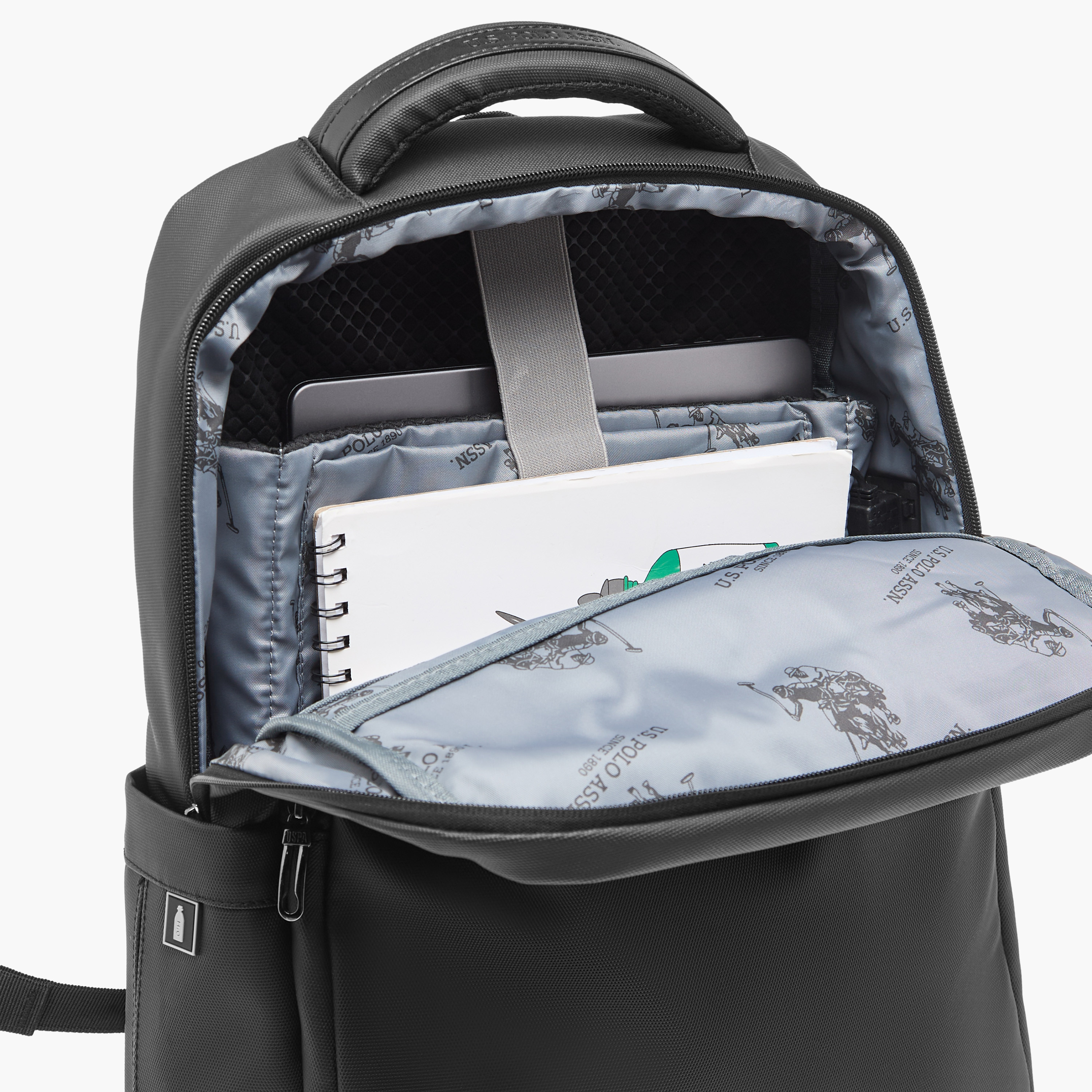 شنطة ظهر سادة بأحزمة كتف قابلة للتعديل وسحاب إغلاق من يو إس بولو أسن.-school-bagsandbackpacks-backpacks-image-8