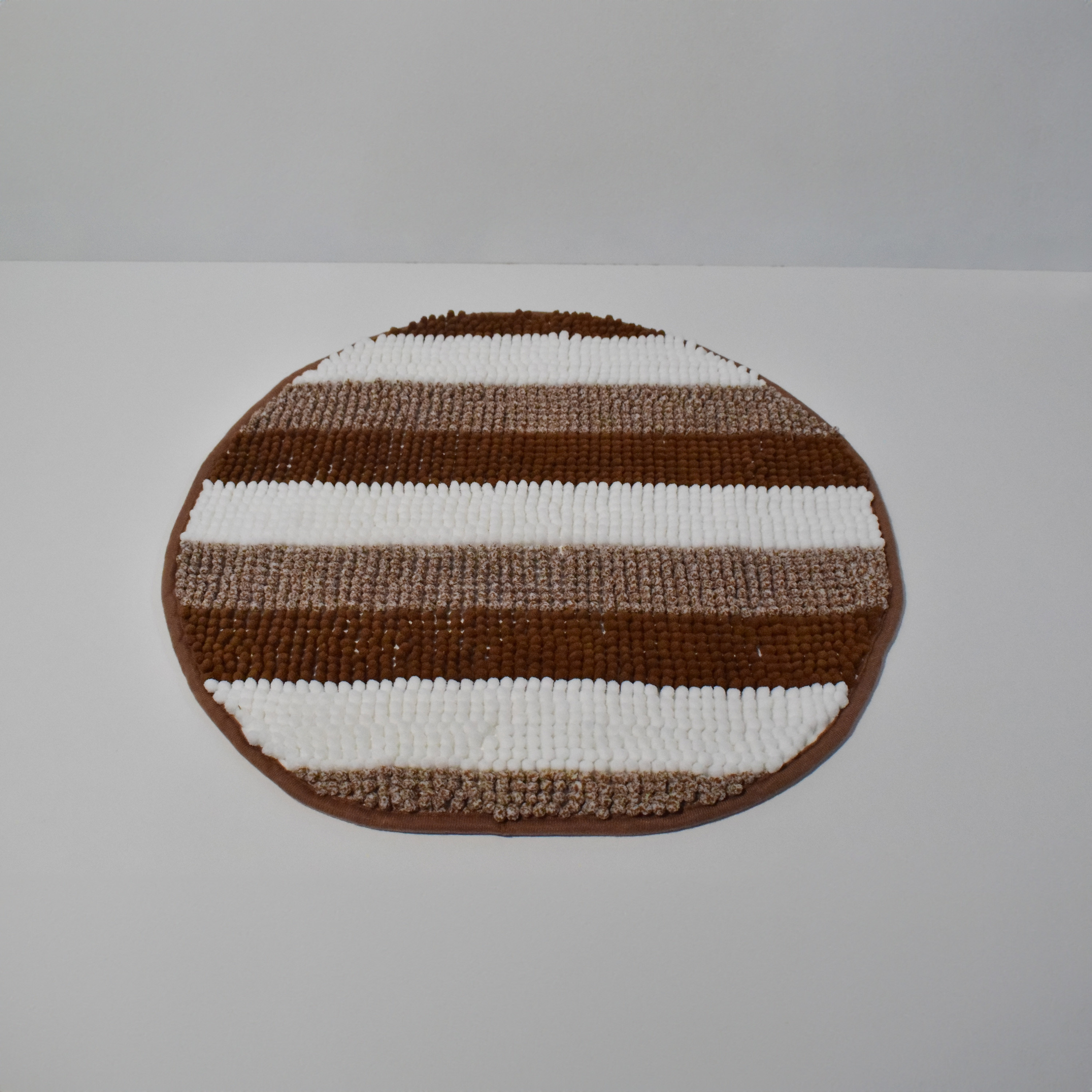 سجادة حمام مستديرة بارزة الملمس من كارلين - 50 سم-household-rugsandcarpets-doormats-image-1