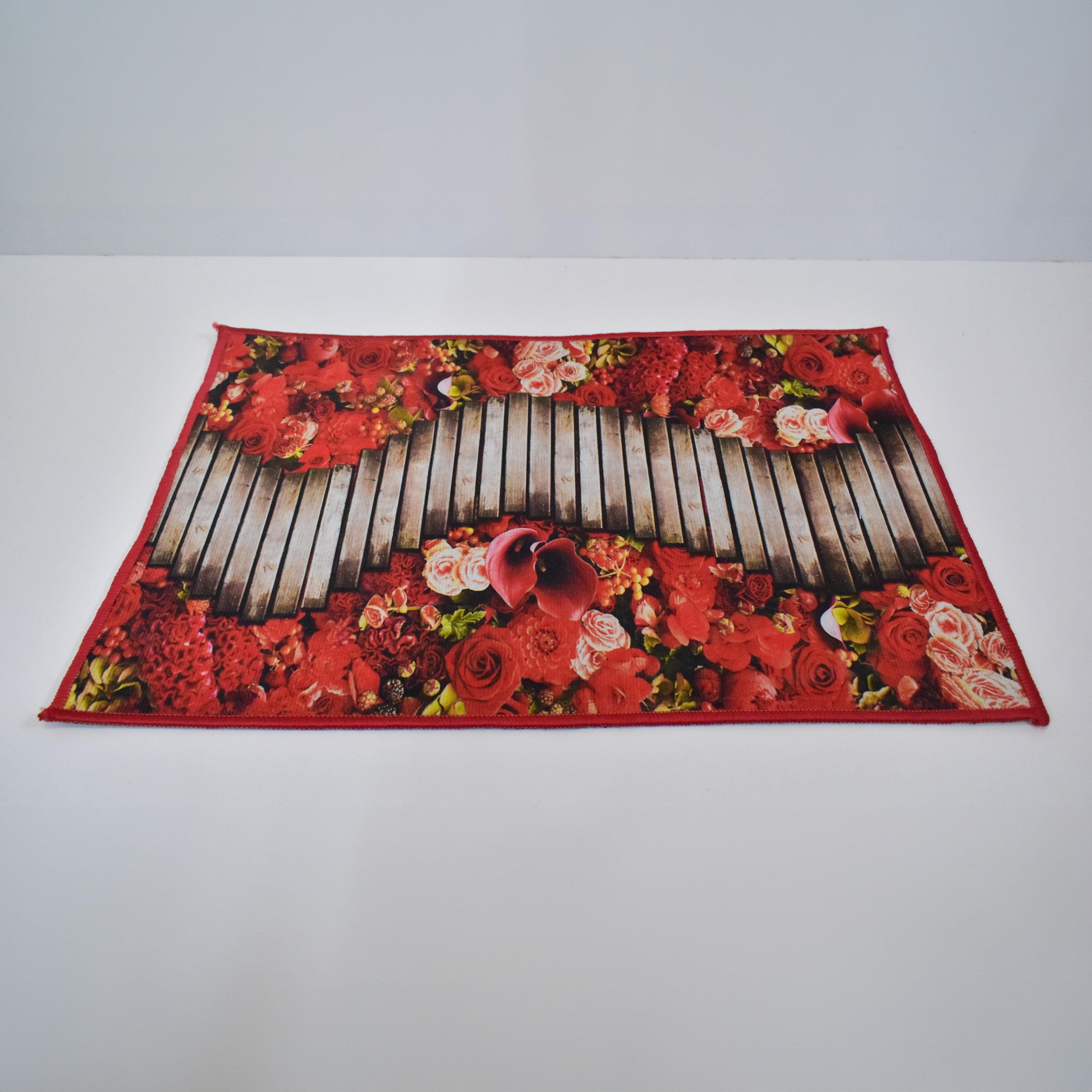 سجادة باب بطبعات زهرية ثلاثية الأبعاد من كارلين - 60x40 سم-household-rugsandcarpets-doormats-image-1