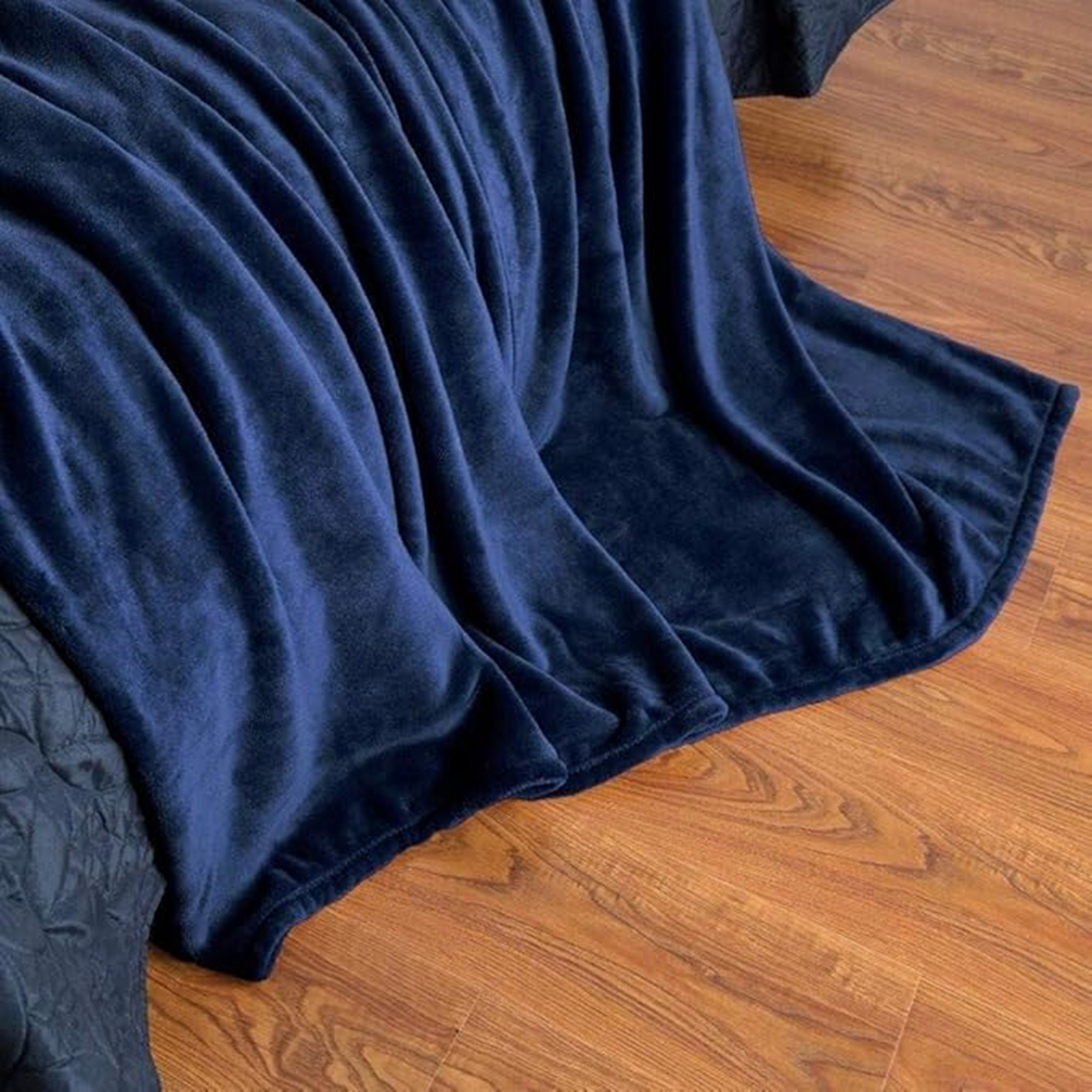 بطانية فلانيل سادة من كارلين ديكور - 200x220 سم-household-bedding-blankets-image-5