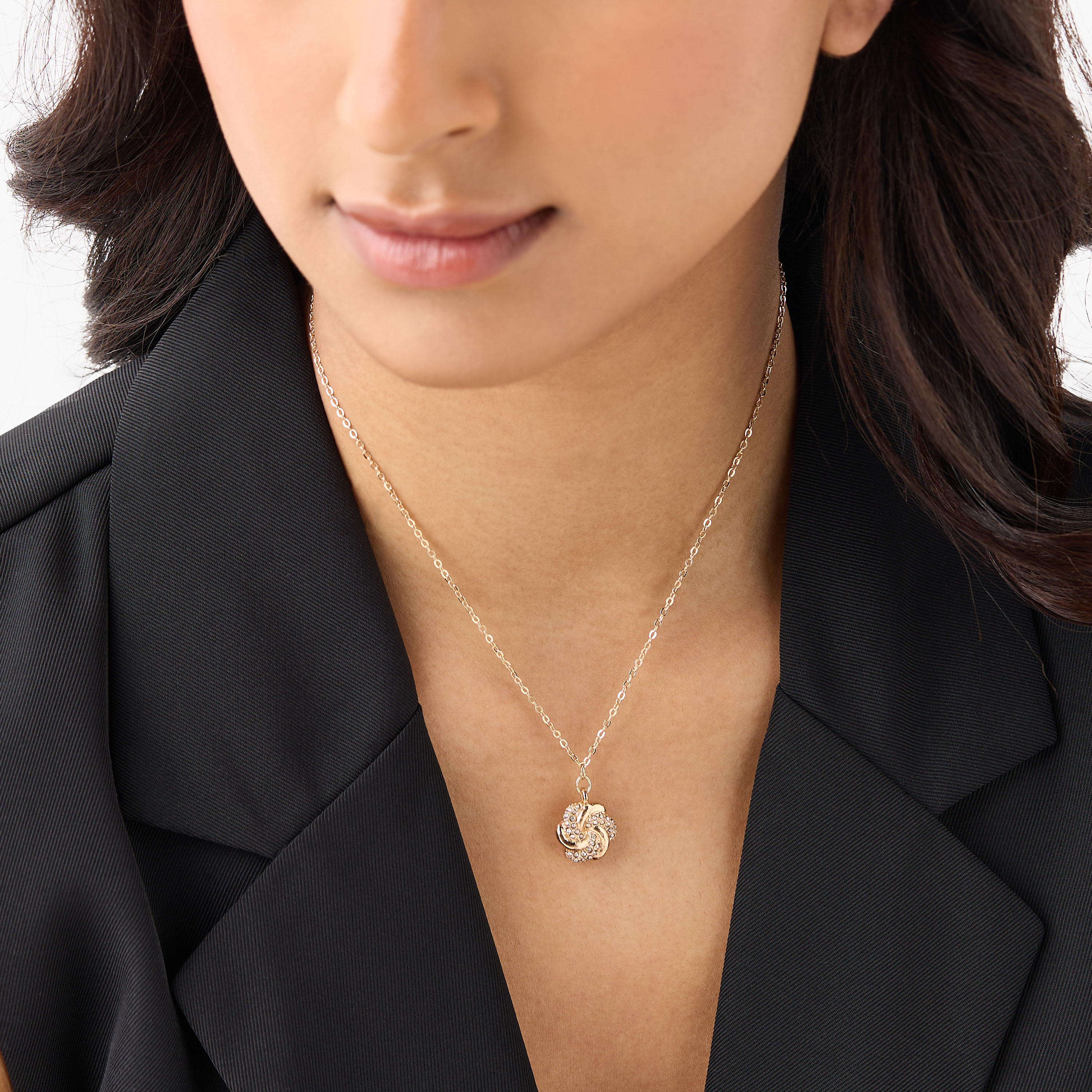 عقد بدلّاية مزيّنة ومشبك إغلاق-women-watchesandjewellery-jewellery-necklacesandpendants-image-2